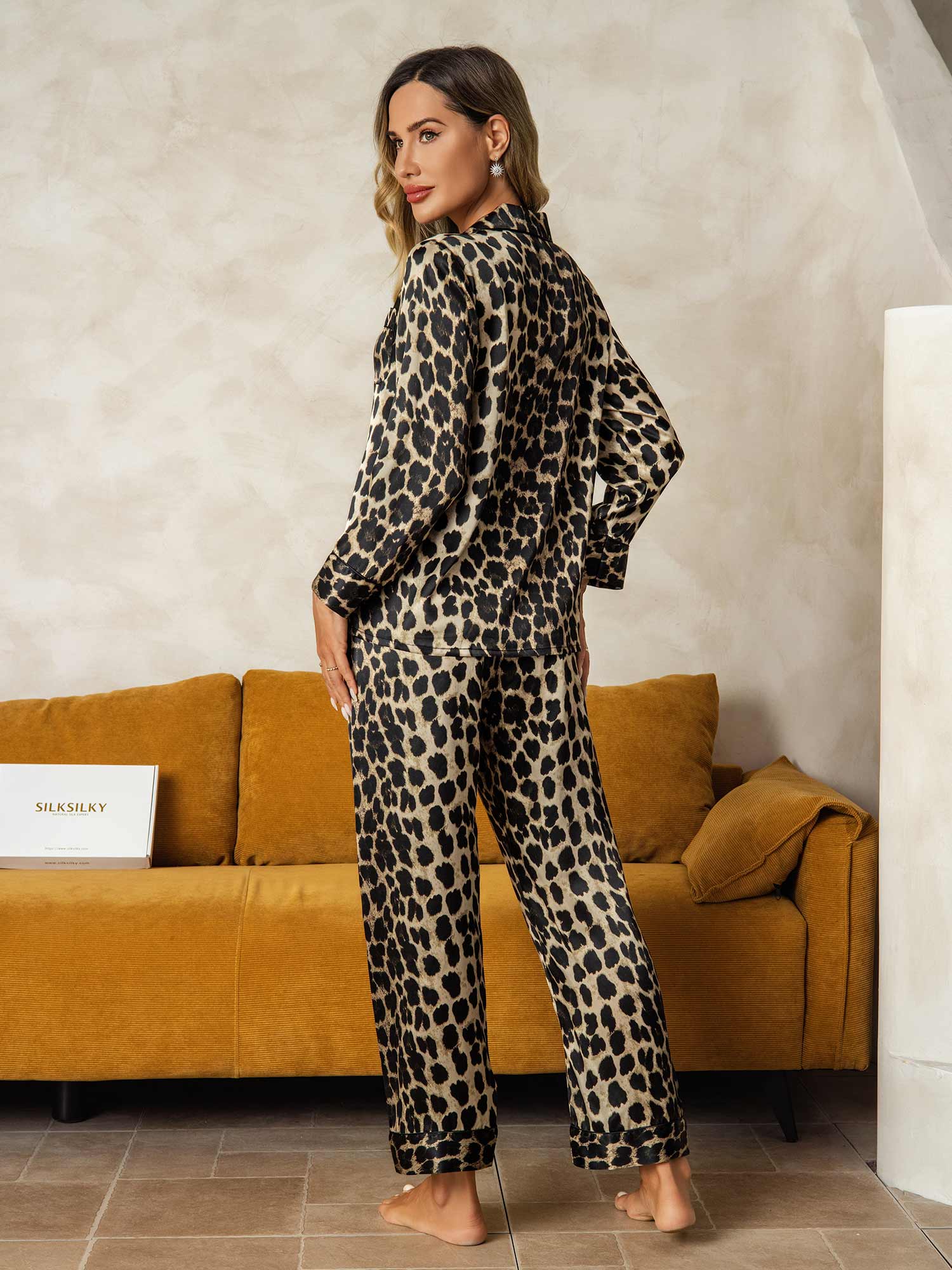 [Leopard] SilkSilky-DE Reine Seide Womens Pajamas 002