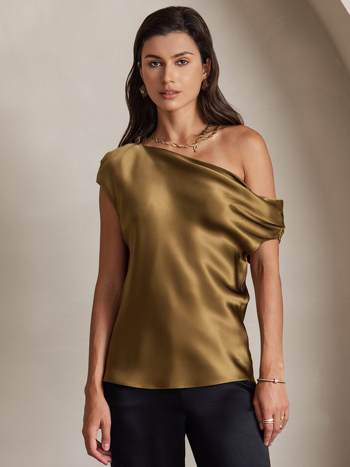 SilkSilky-DE 19Momme Seide Ärmellos Eine Schulter frei T-Shirt Braun 001
