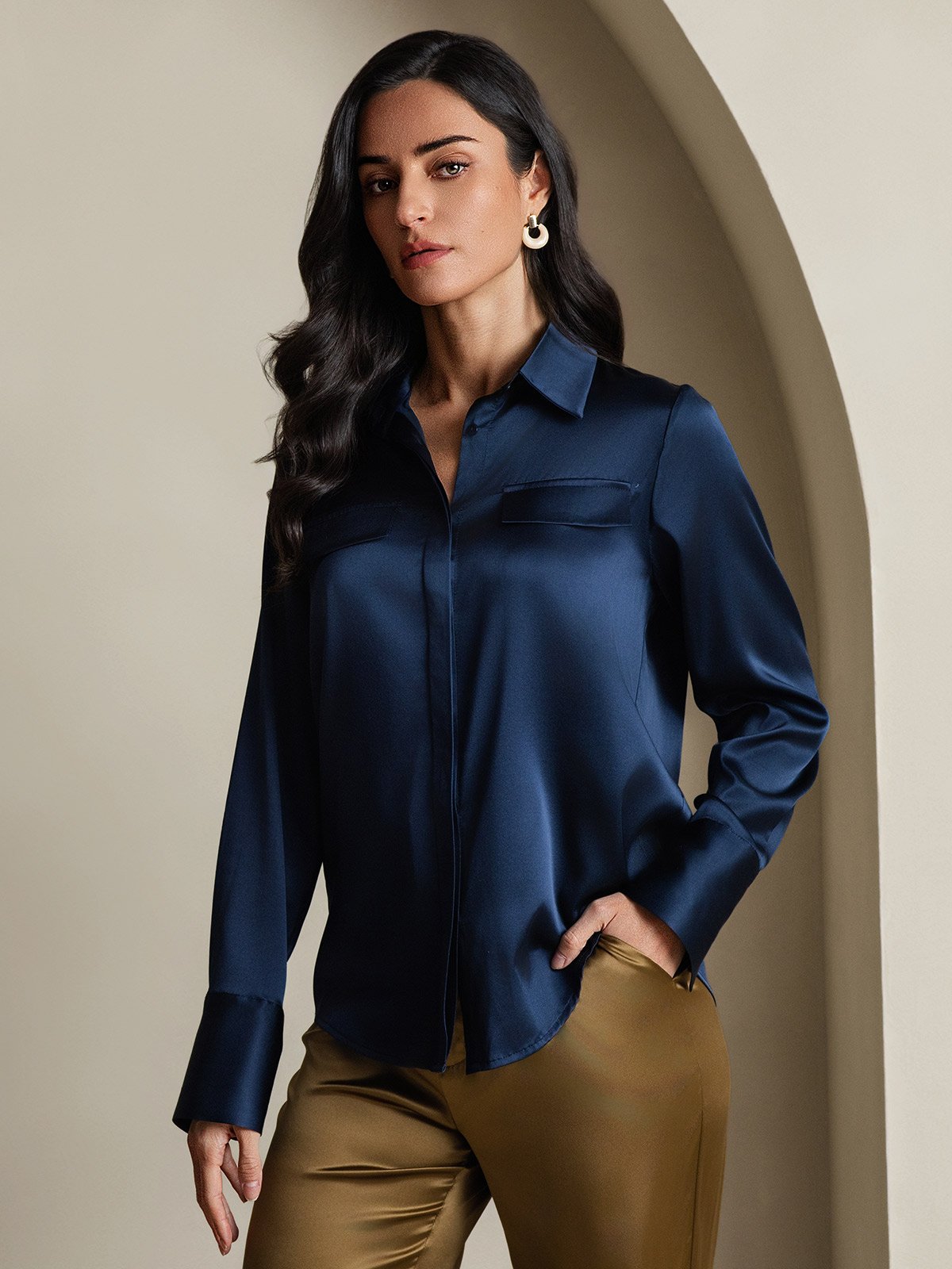 SilkSilky-DE 19Momme Seide Langärmelig Umlegekragen Damenhemd Dunkelblau 001