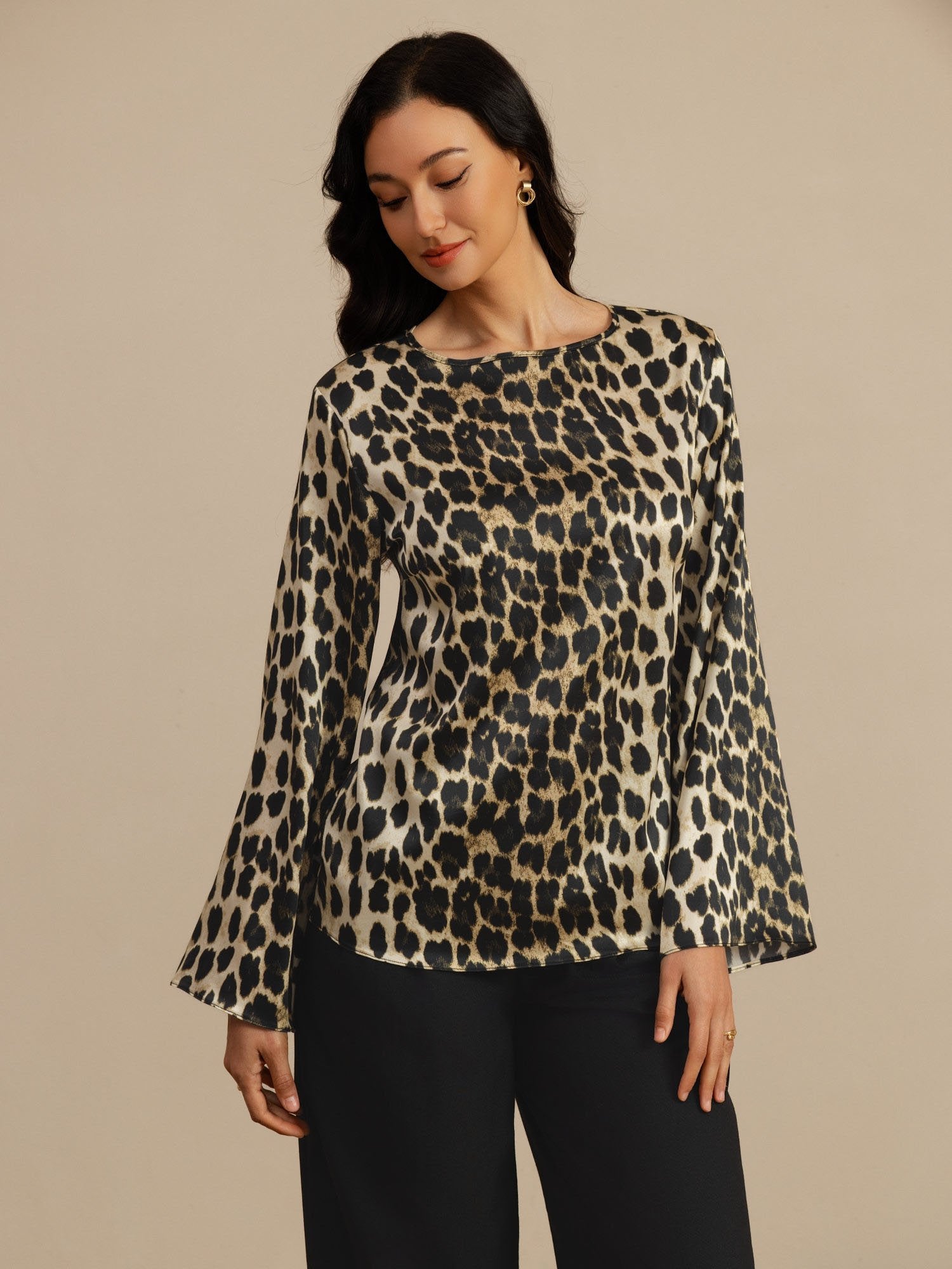 [Leopard] SilkSilky-DE 19Momme Langärmelig U-Boot-Ausschnitt Bluse 005