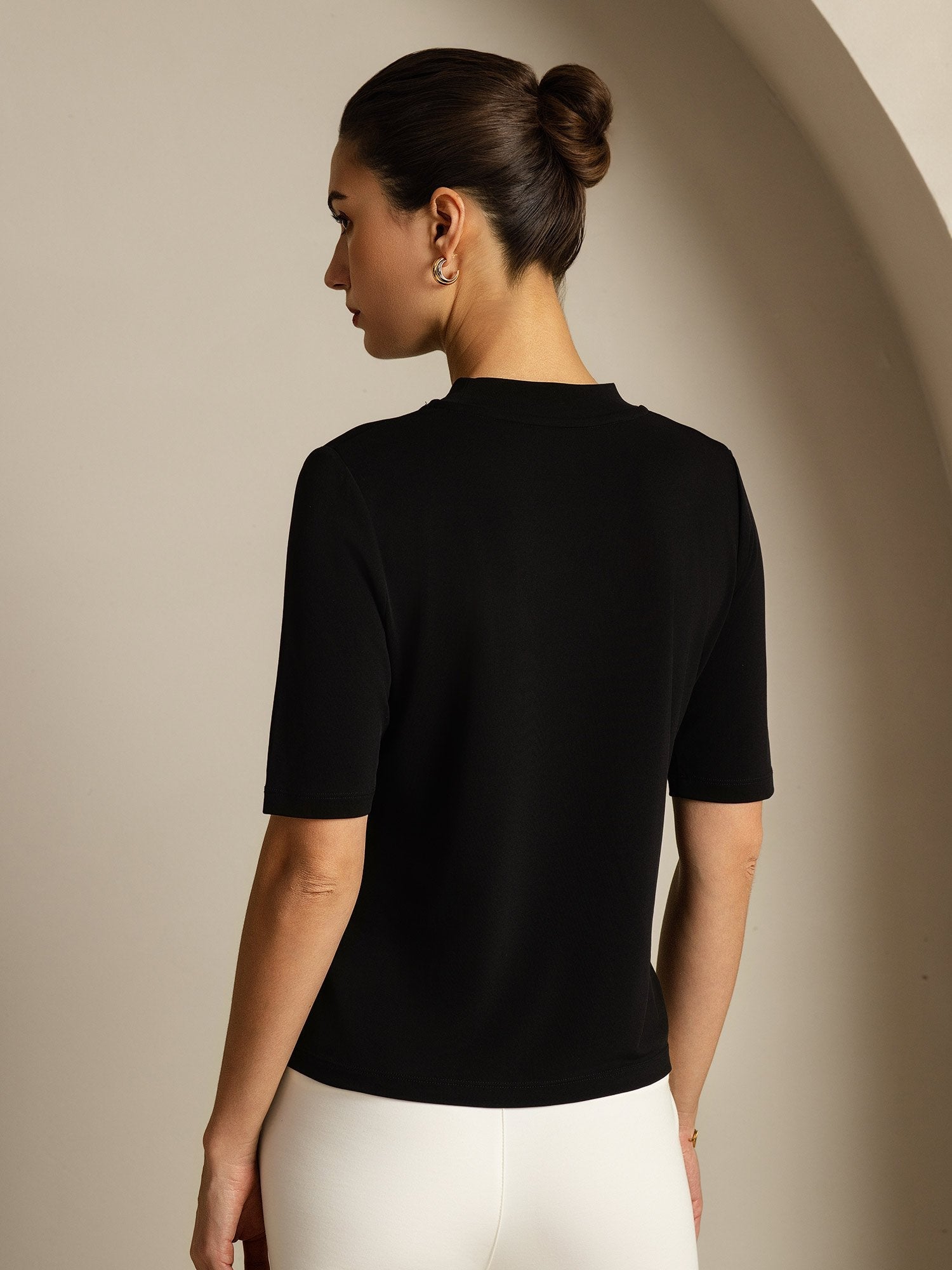 [Schwarz] SilkSilky-DE Half Sleeve Crew-Ausschnitt T-Shirt 002