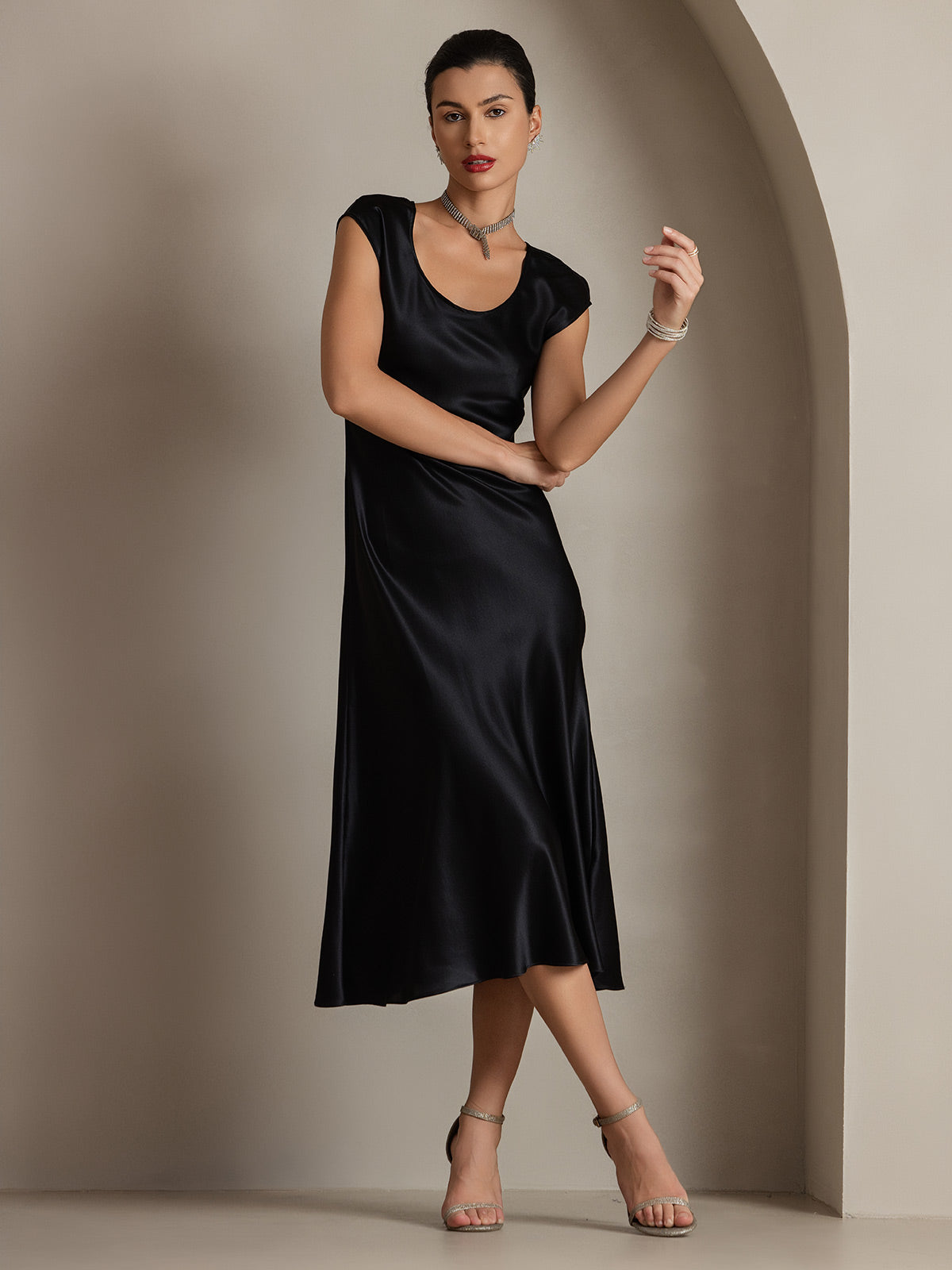[Schwarz] SilkSilky-DE 19Momme Seide Dress 004