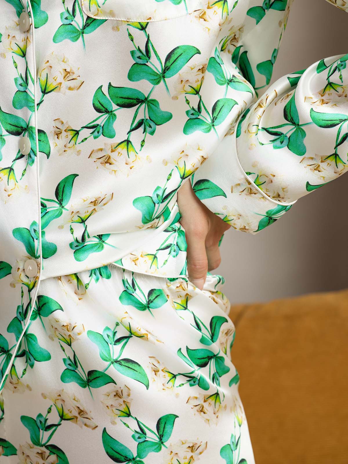 [Grün Blumen] SilkSilky-DE Reine Seide Womens Pajamas 008