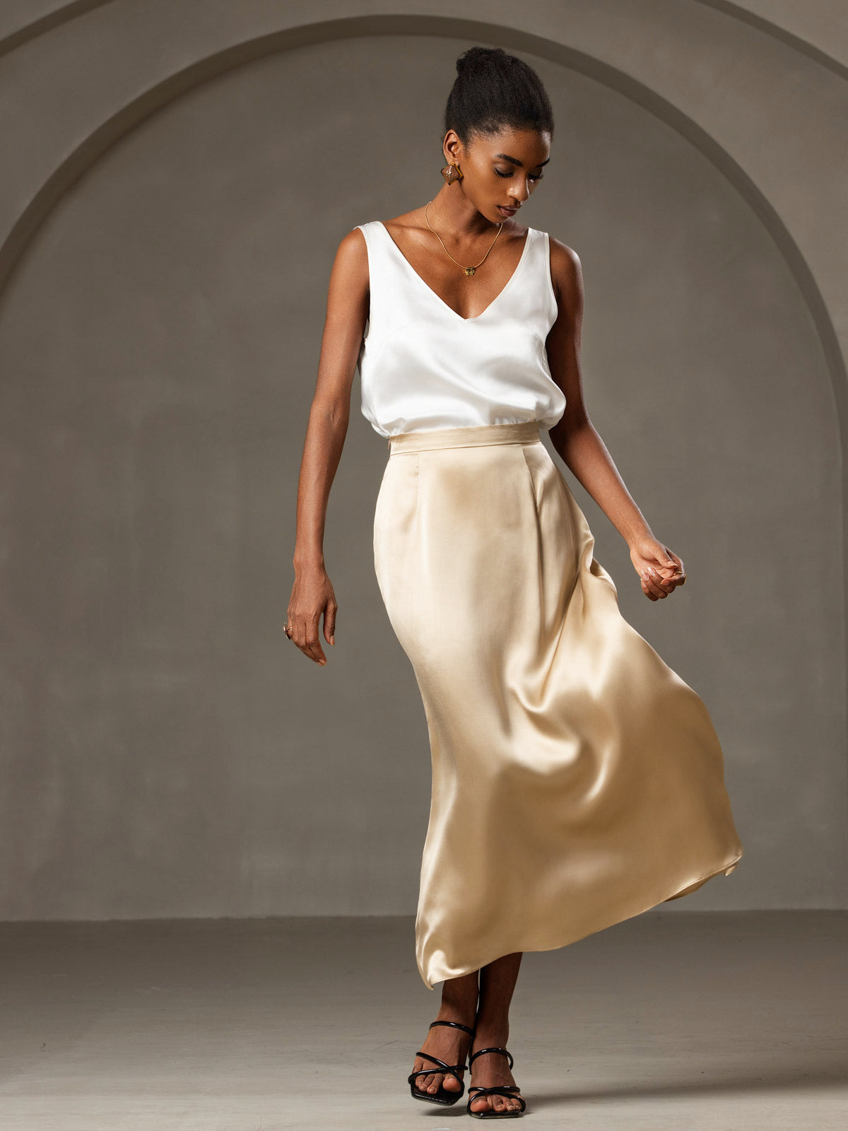 [Weiß] SilkSilky-DE 19Momme Seide V Ausschnitt Cami Top 008