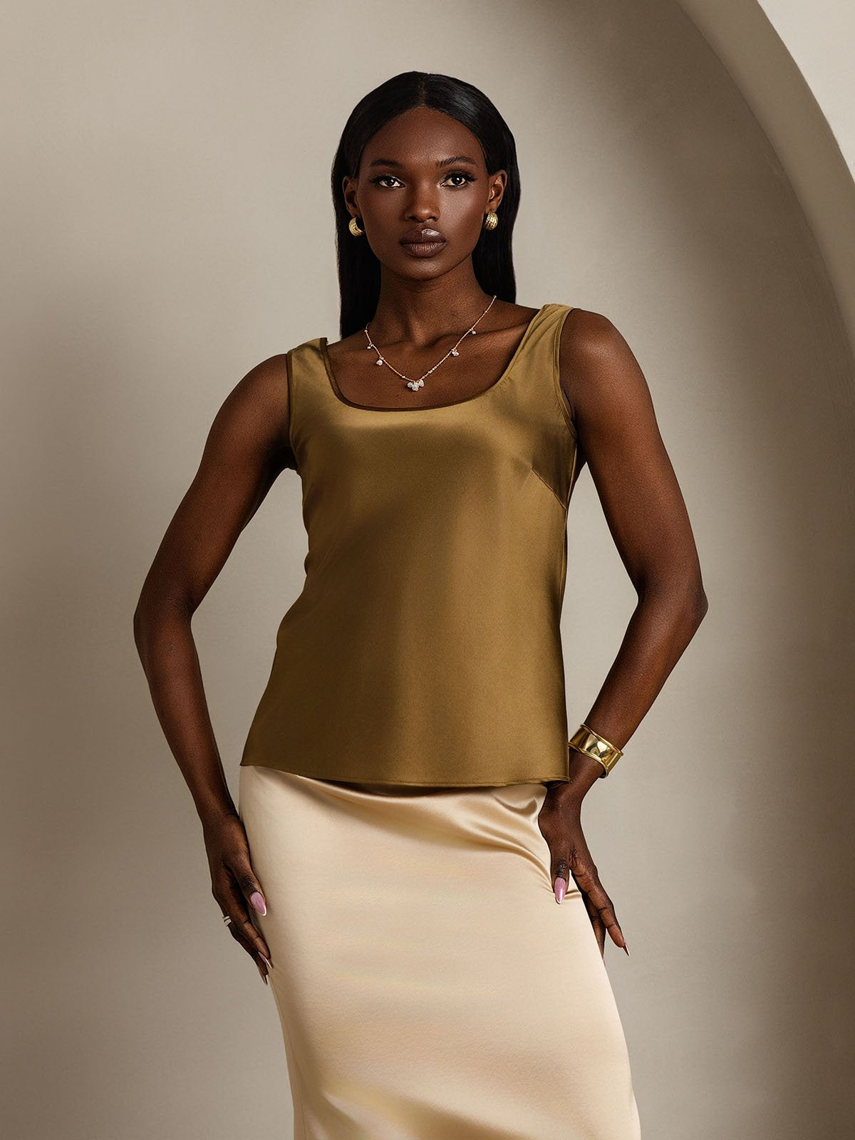 [Braun] SilkSilky-DE 19Momme Seide U Ausschnitt Cami Top 001