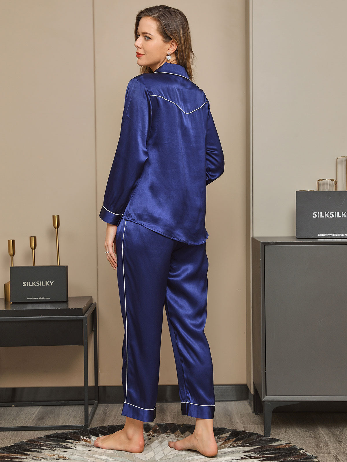 [Dunkelblau] SilkSilky-DE 19Momme Reine Seide Langärmelig Revers Damen Pyjamas 002