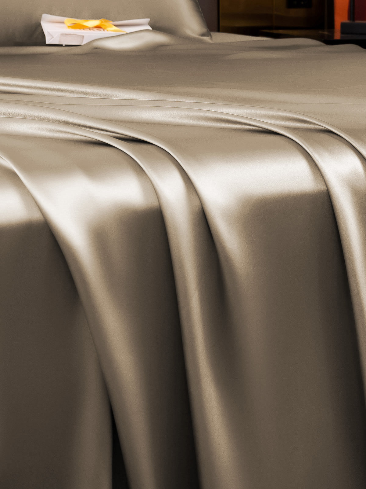 [Khaki] SilkSilky-DE 19Momme Sheet 004