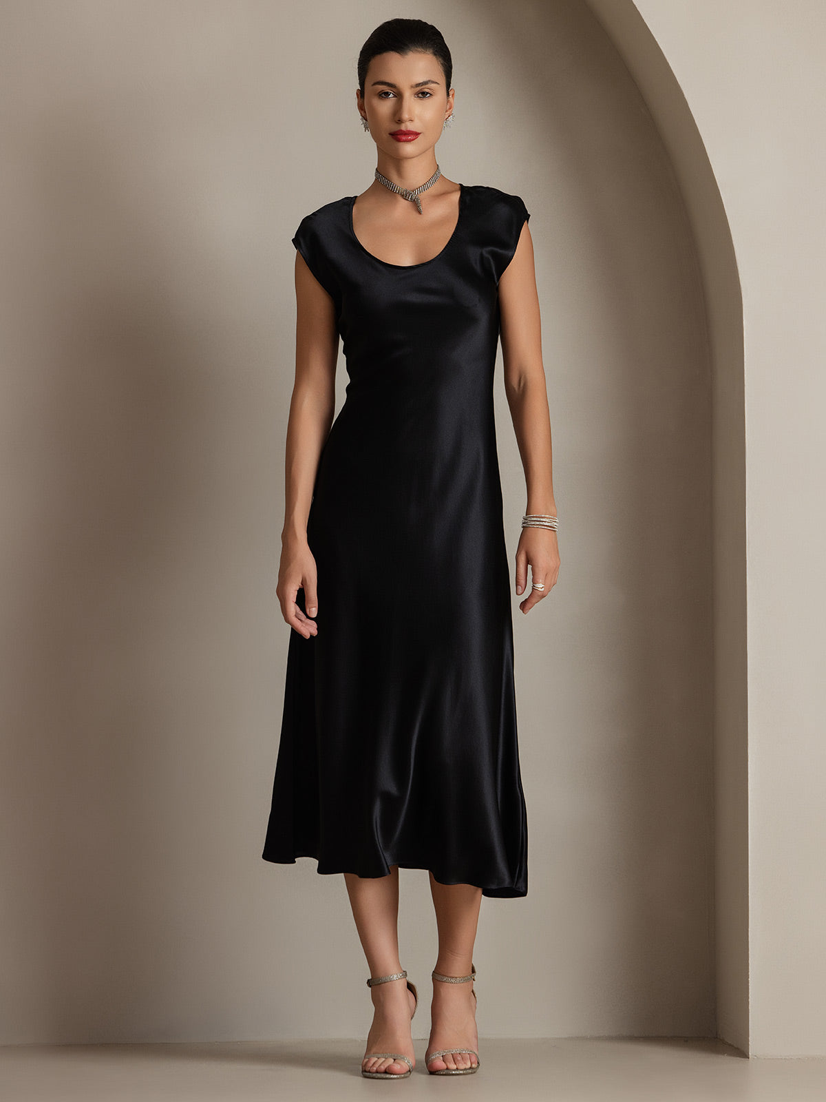 [Schwarz] SilkSilky-DE 19Momme Seide Dress 006