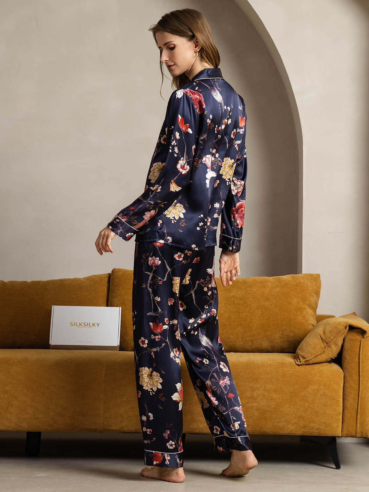 [Marine Blumen] SilkSilky-DE Reine Seide Womens Pajamas 002,