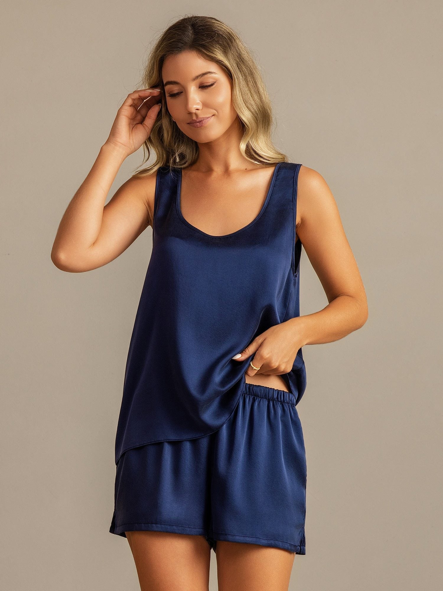 [Dunkelblau] SilkSilky-DE 19Momme Seide U Ausschnitt Damen Pyjamas 007