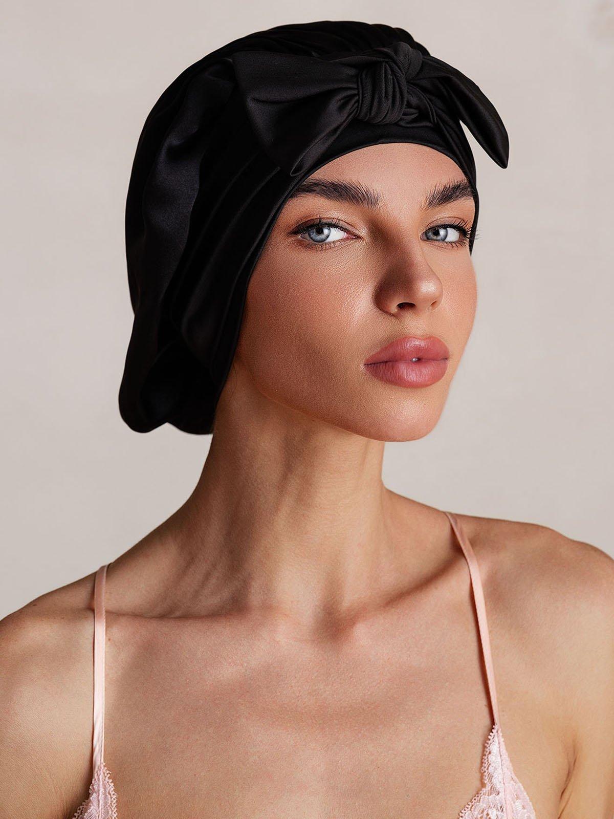 [Schwarz] SilkSilky-DE Reine Seide Sleep Cap 004