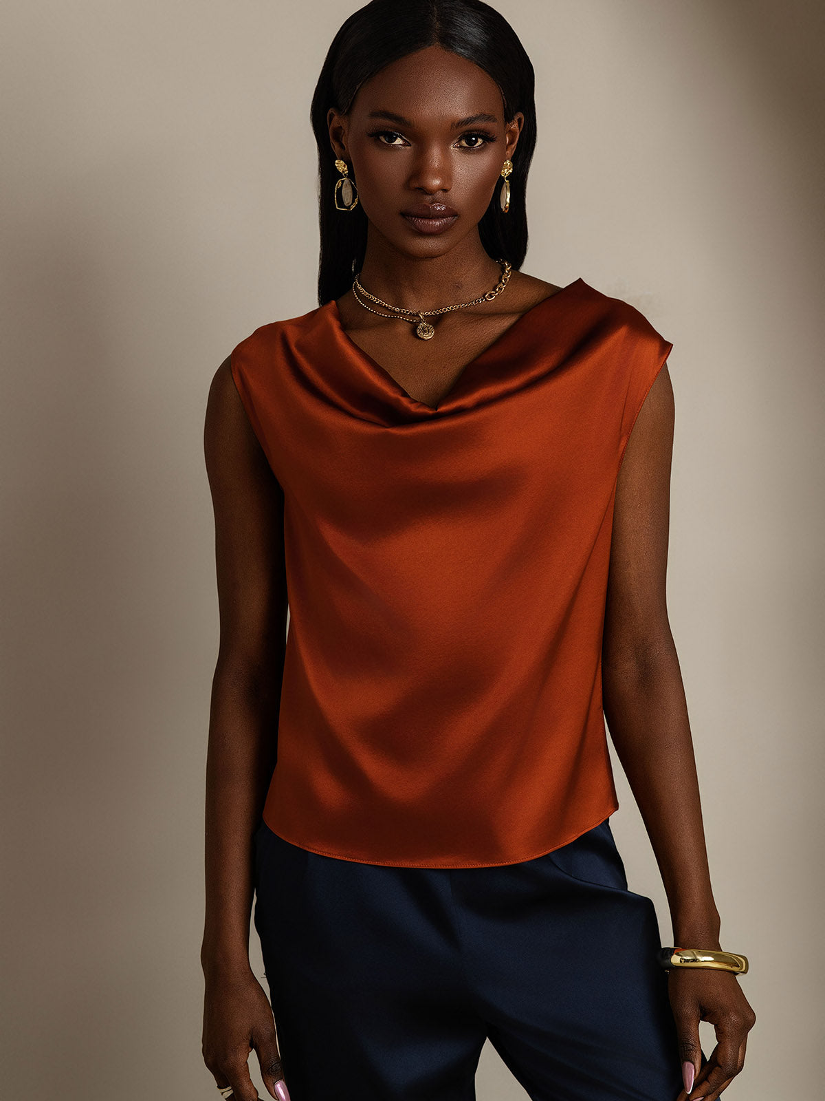 [Karamell] SilkSilky-DE 19Momme Seide Ärmellos Wasserfallausschnitt T-Shirt 003