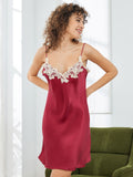 Chemise-Slip-Kleid aus reiner Seide mit V-Rücken