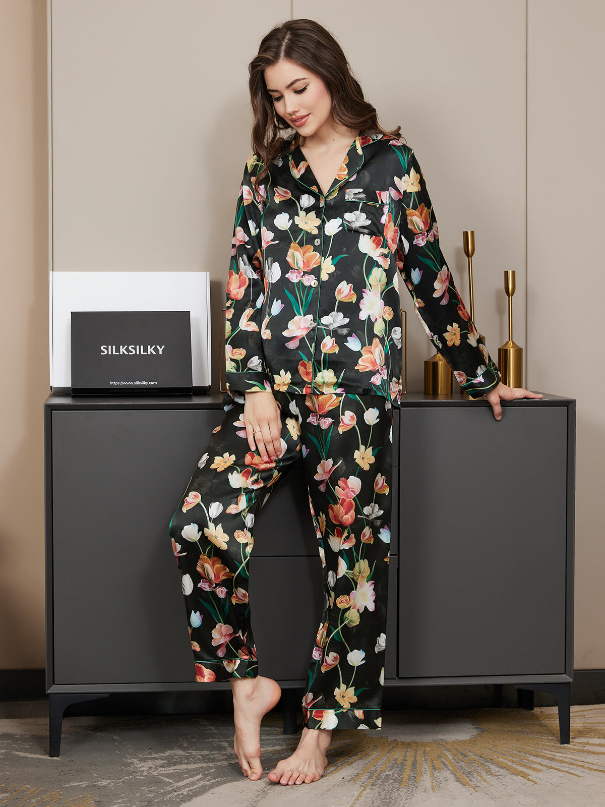 [Schwarz] SilkSilky-DE Reine Seide Langärmelig Revers Damen Pyjamas 003