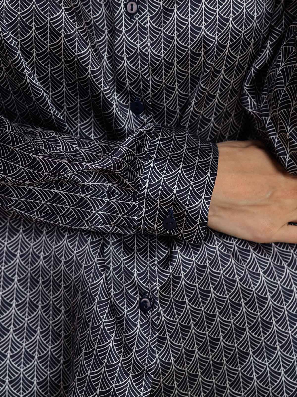 [Marine Ginkgo] SilkSilky-DE Seide Langärmelig Umlegekragen Damenhemd 004