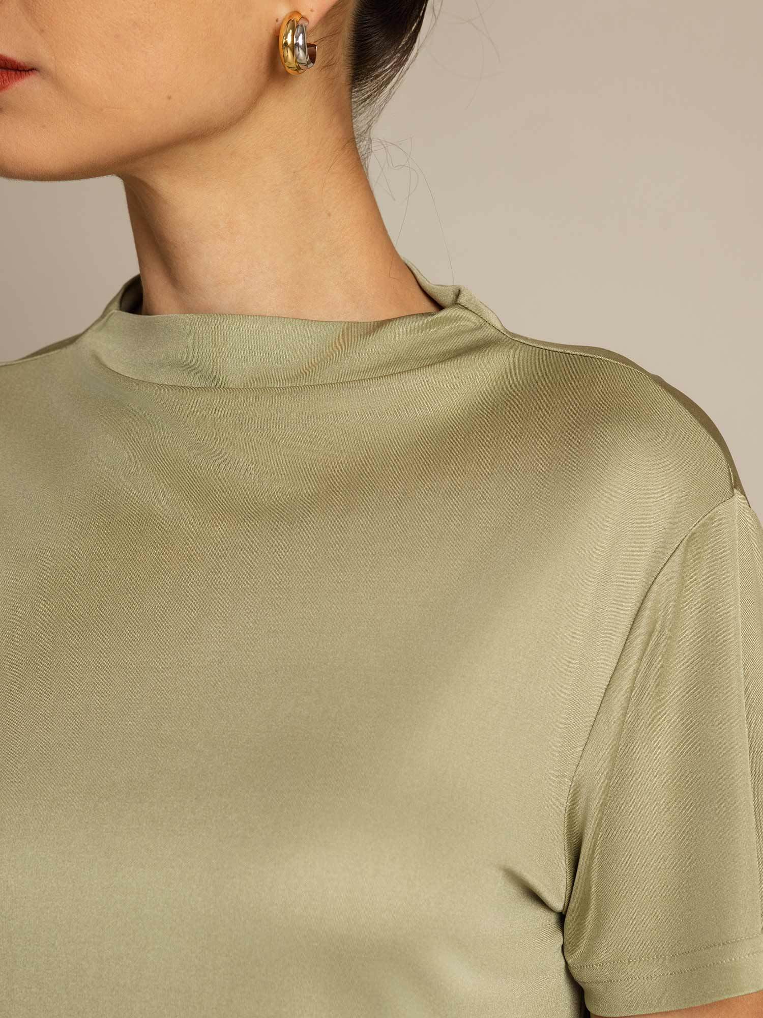 [Getrocknetes Kraut] SilkSilky-DE Reine Seide Umlegekragen T-Shirt 004