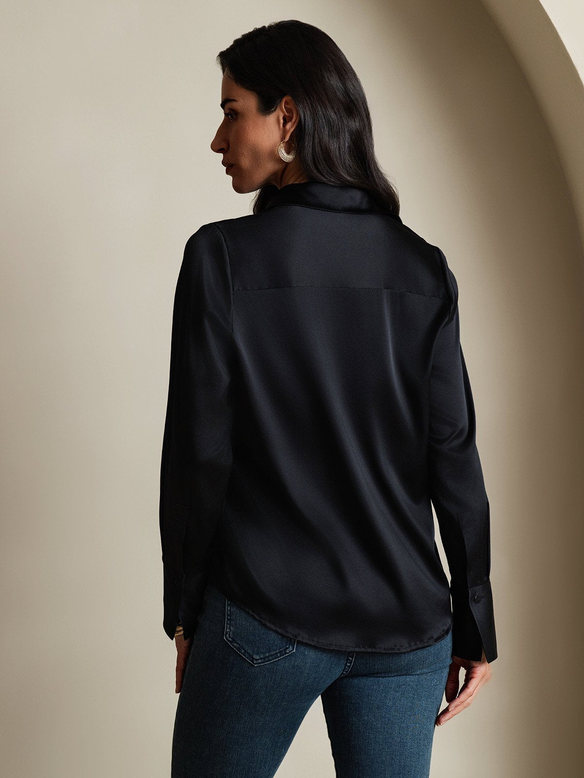 SilkSilky-DE 19Momme Seide Langärmelig Umlegekragen Damenhemd Schwarz 002