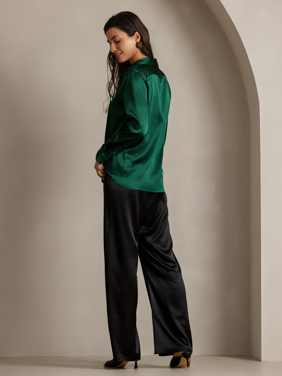 [Dunkelgrün] SilkSilky-DE Seide Umlegekragen Damenhemd 002,