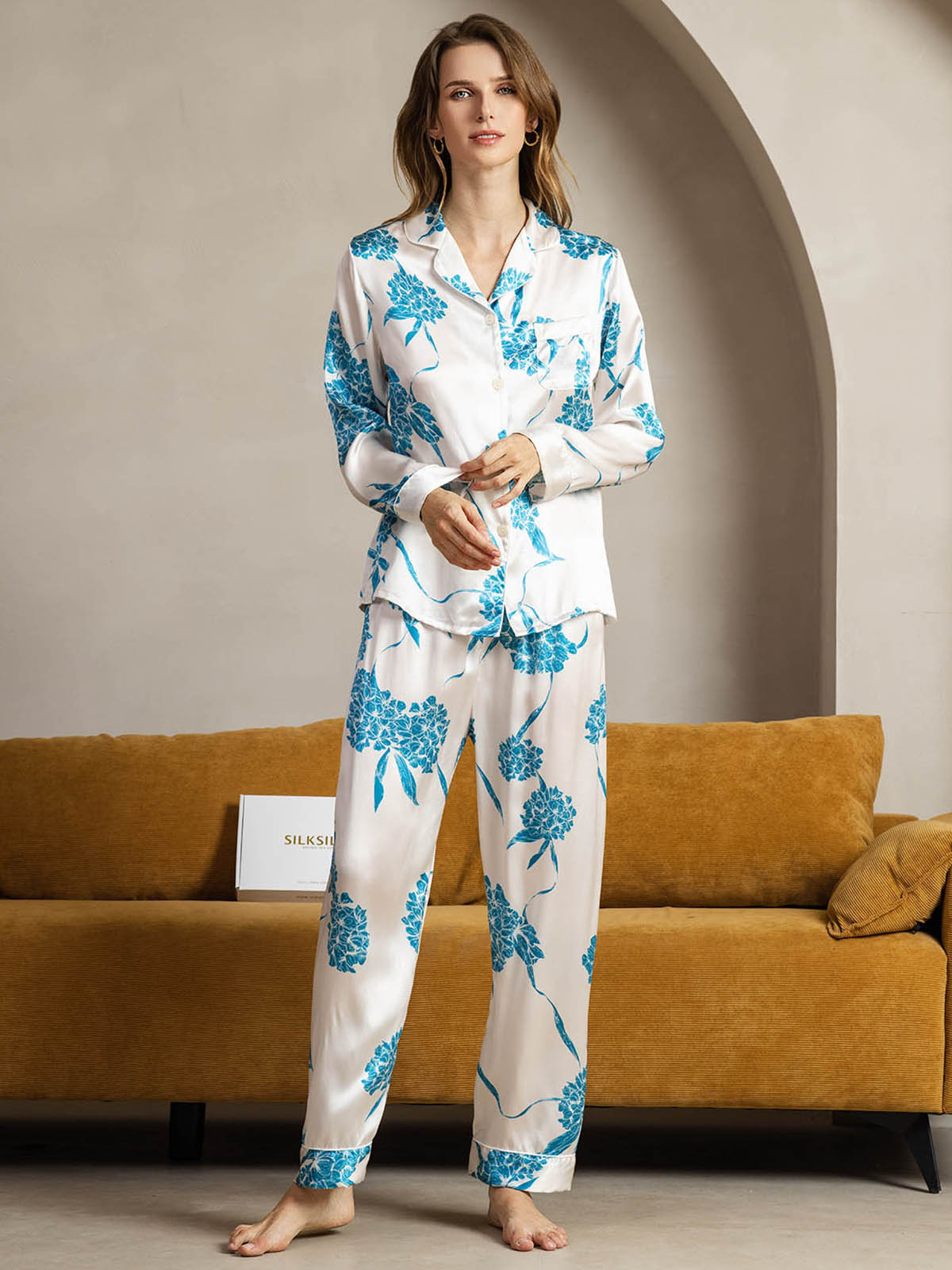 [Blaue Blumen] SilkSilky-DE Reine Seide Womens Pajamas 003