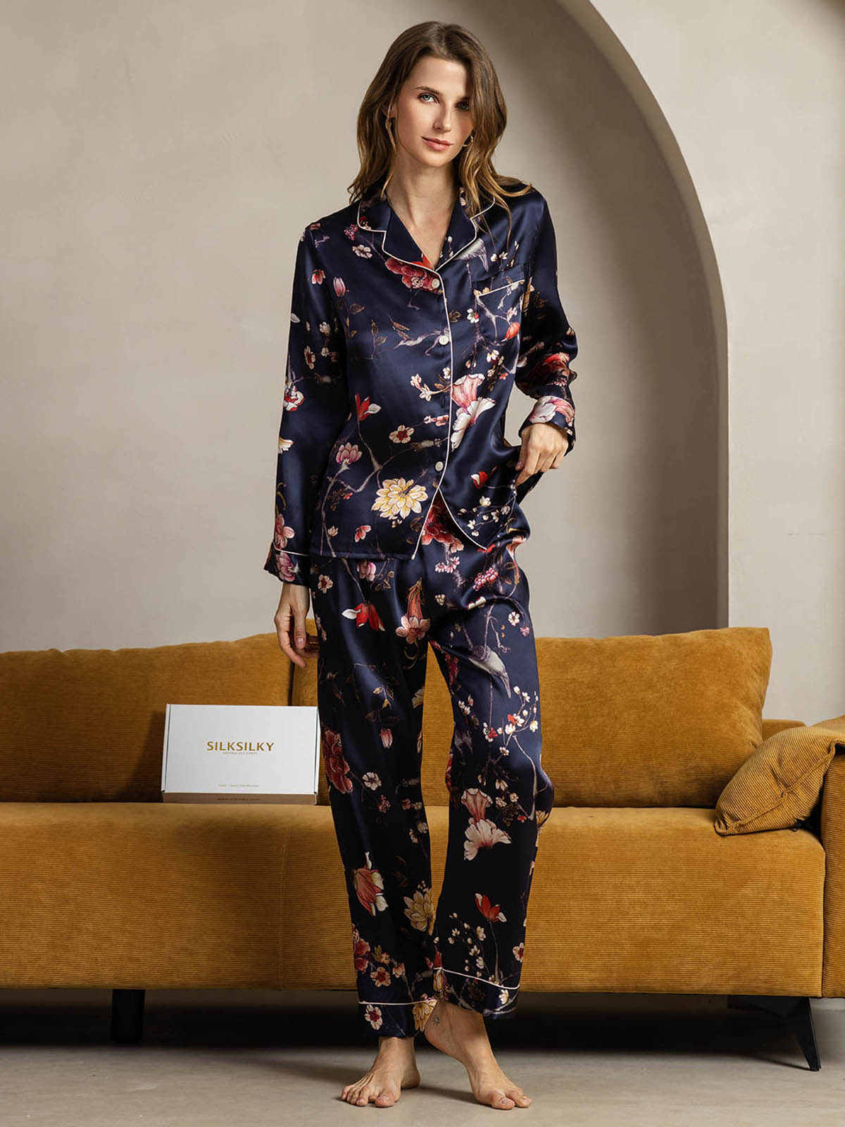 [Marine Blumen] SilkSilky-DE Reine Seide Womens Pajamas 004,