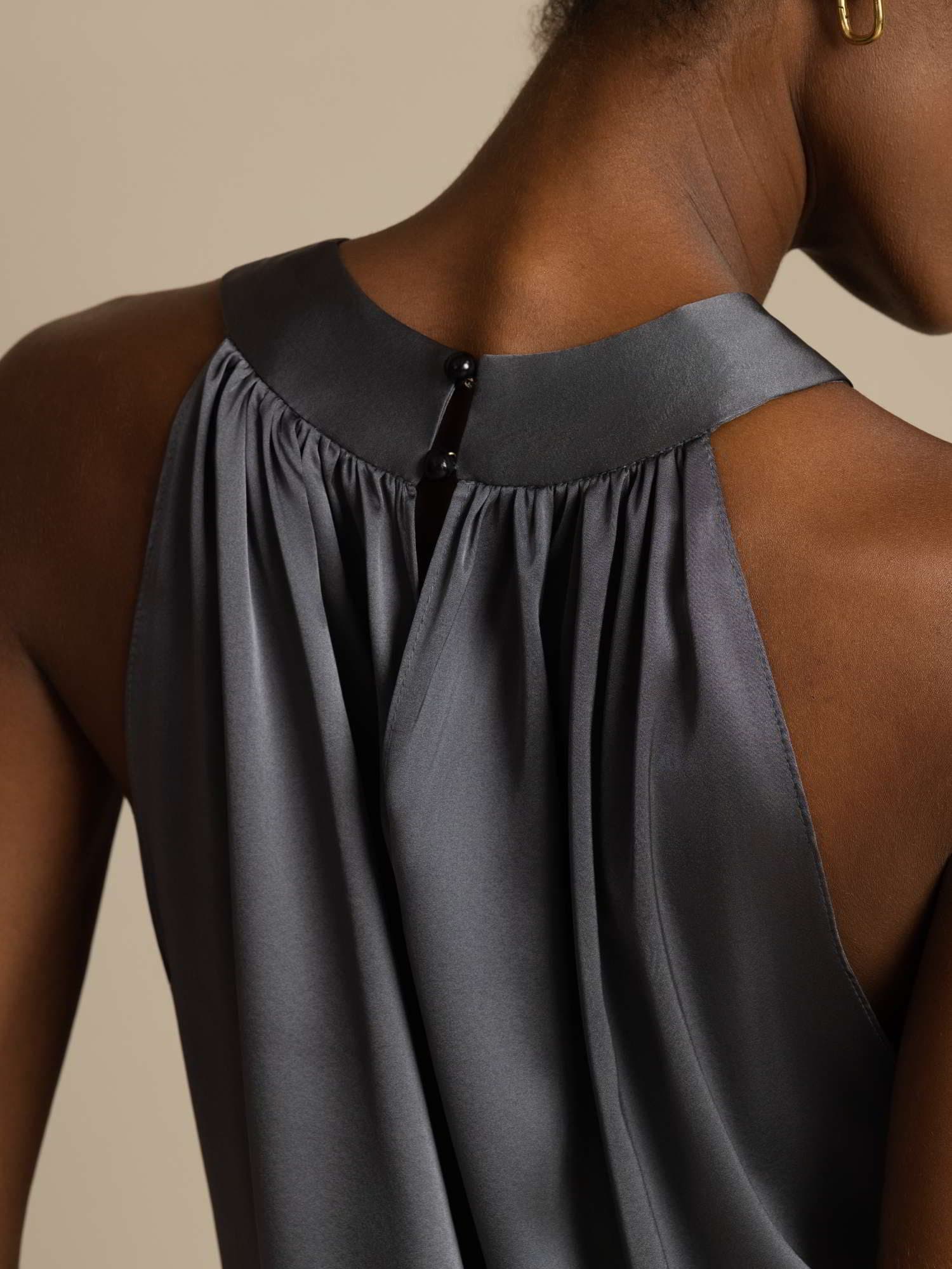 [Dunkelgrau] SilkSilky-DE 19Momme Ärmellos Neckholder T-Shirt 004