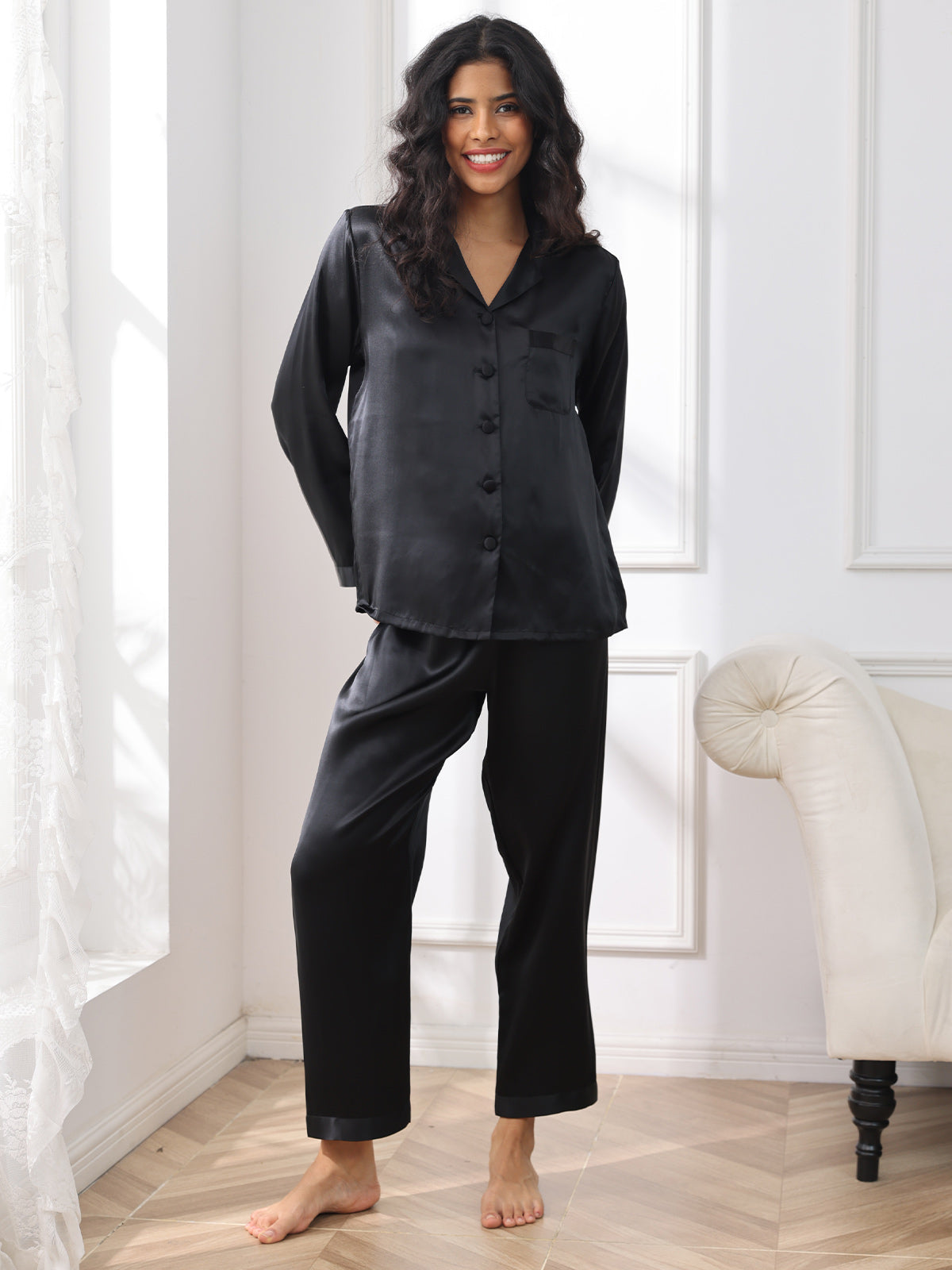 SilkSilky-DE Reine Seide Langärmelig Revers Damen Pyjamas Schwarz 003