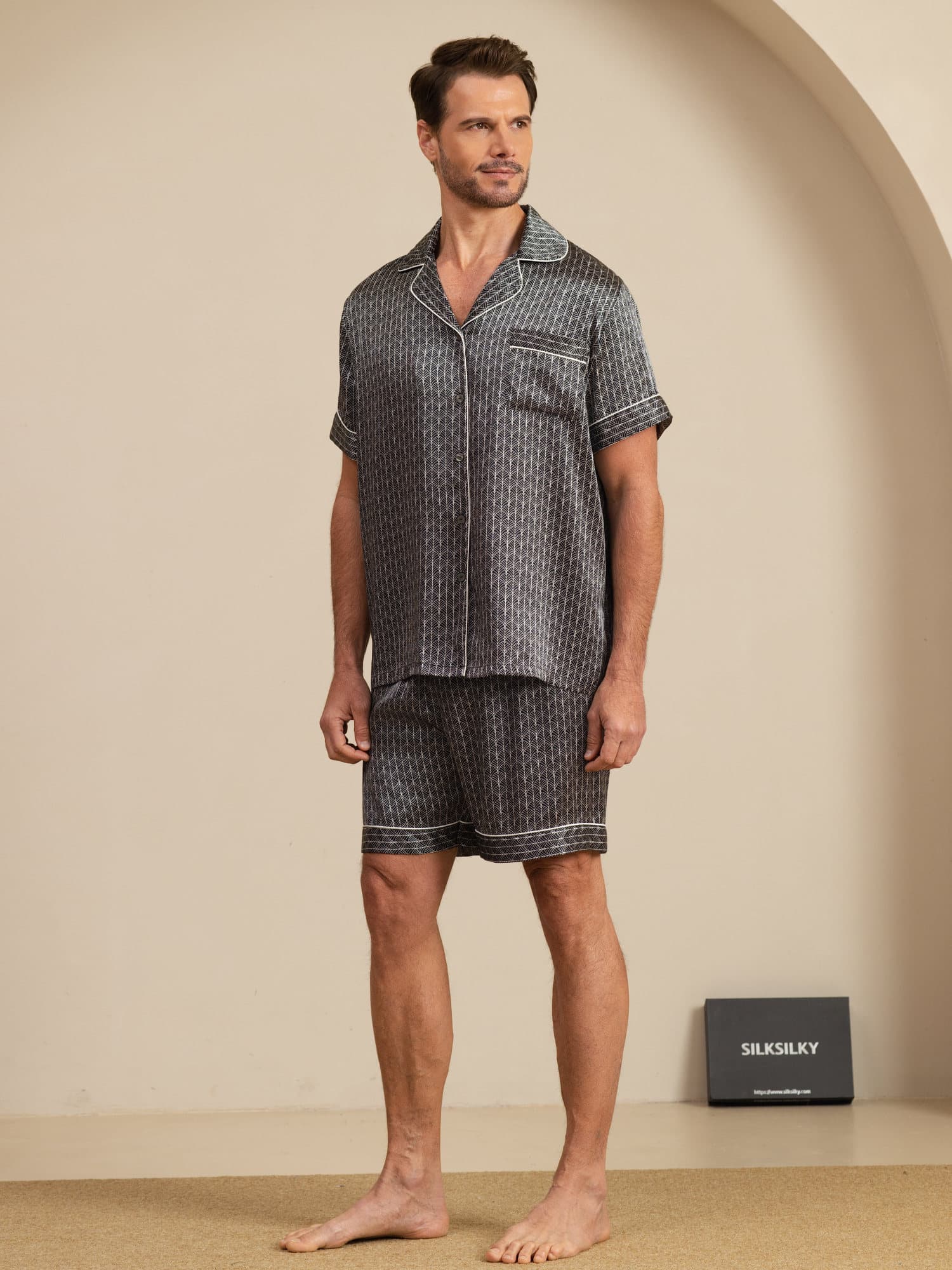 [Schwarzer Ginkgo] SilkSilky-DE Kurzärmelig Notch-Kragen Herren Pyjamas 004