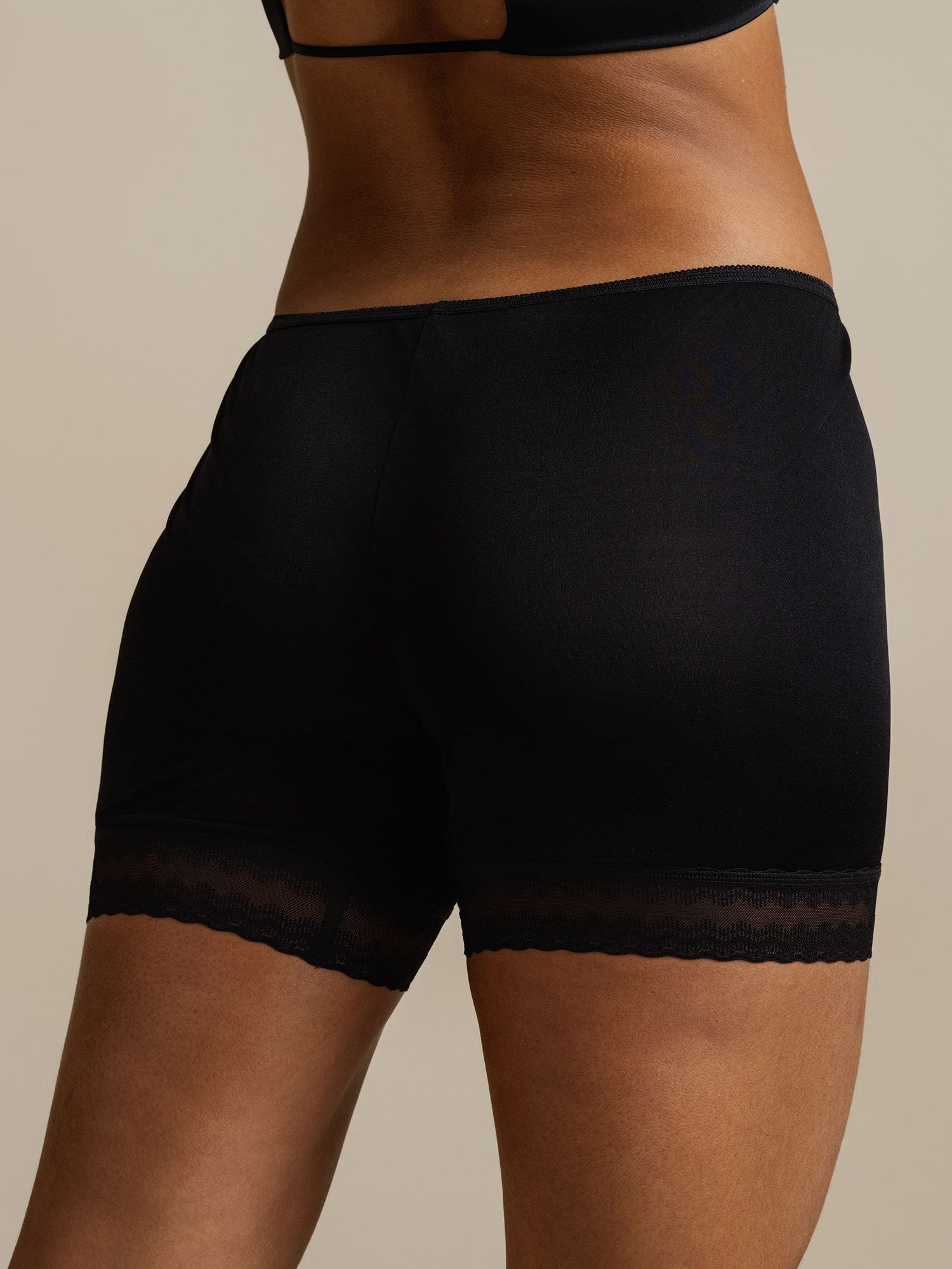 [Schwarz] SilkSilky-DE Reine Seide Panty 005,