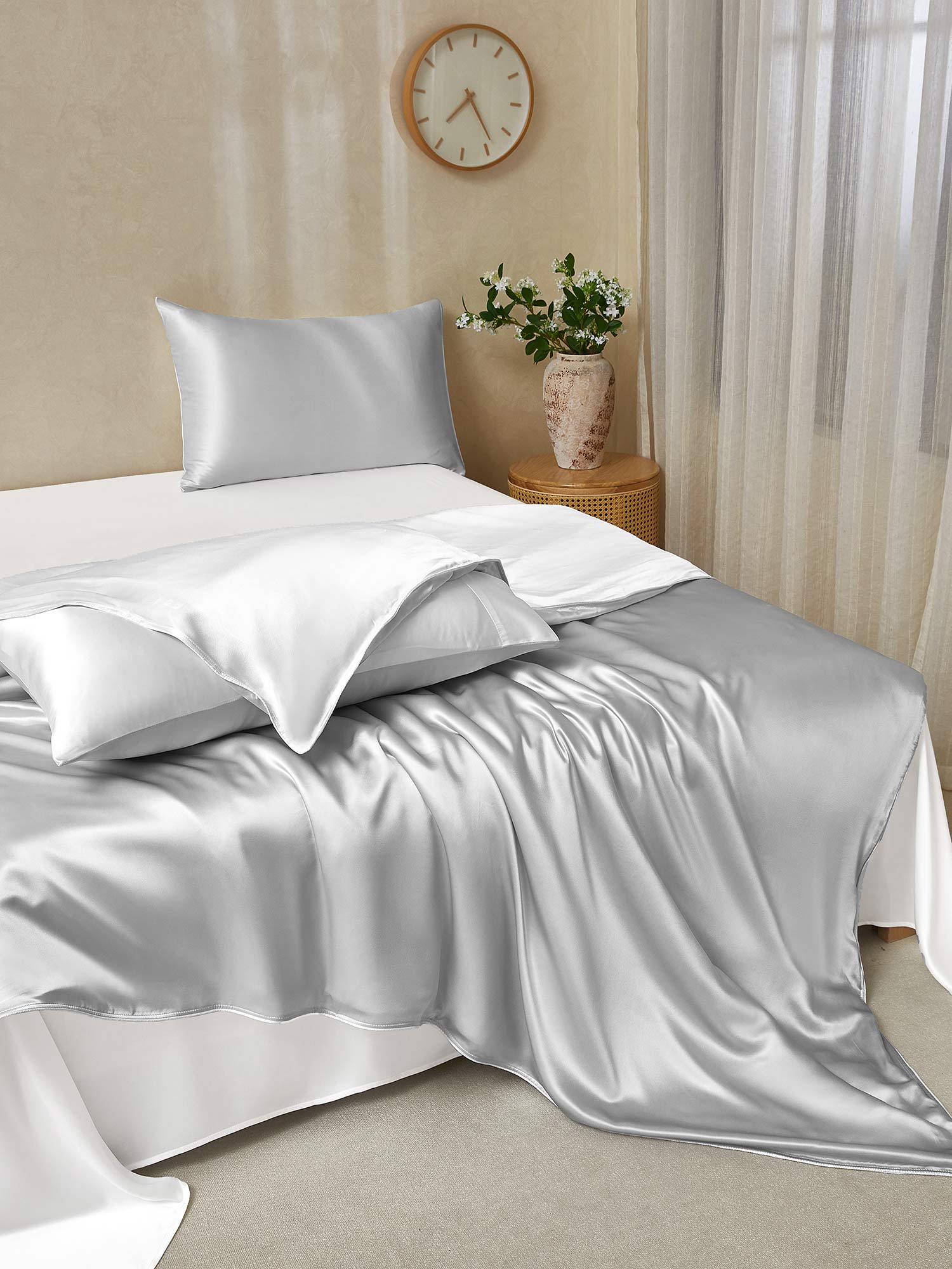 [Hellgrau+Weiß] SilkSilky-DE 22Momme Reine Seide Bedding Set 003,