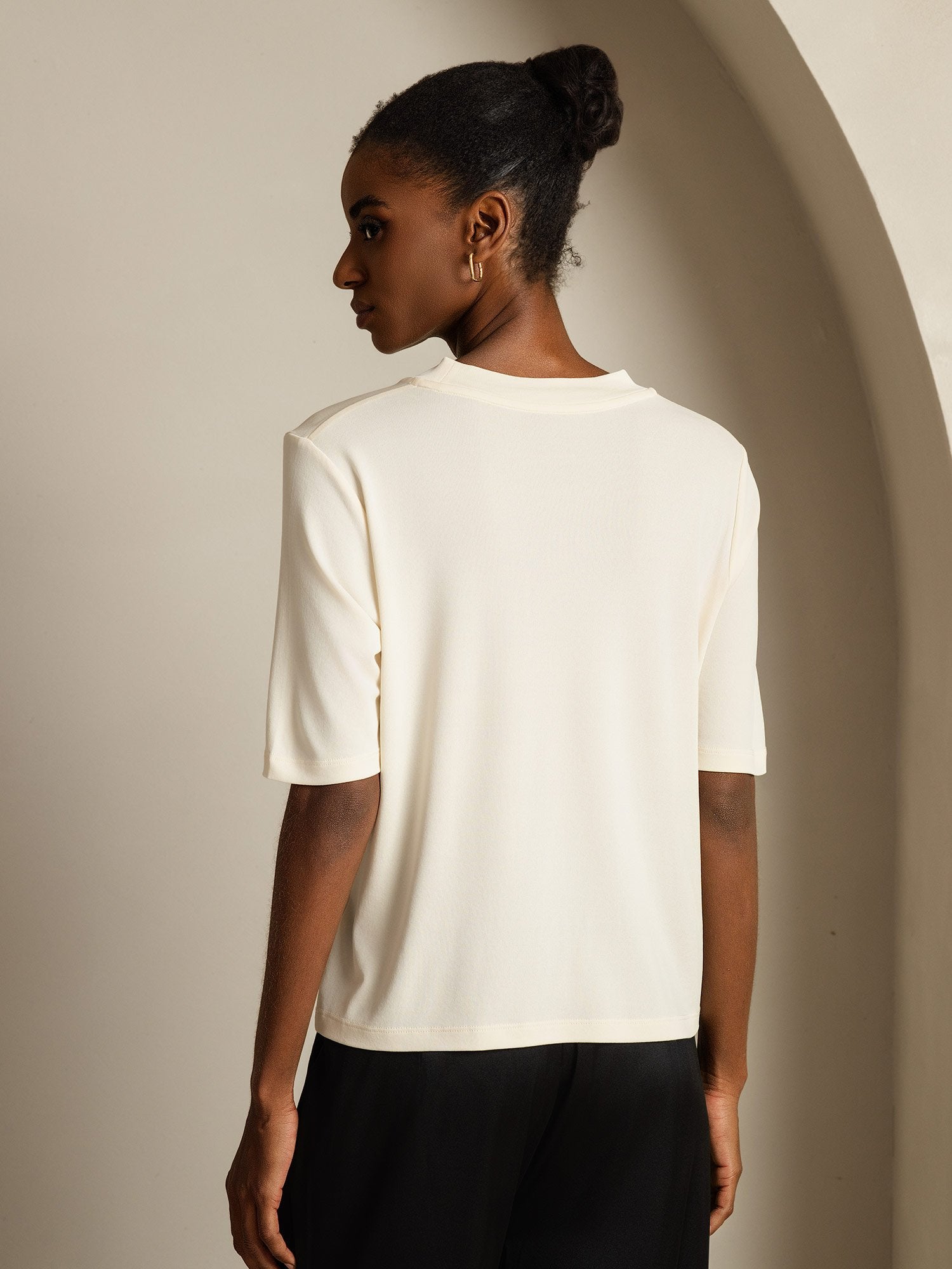 [Beige] SilkSilky-DE Reine Seide Womens T-Shirt 002