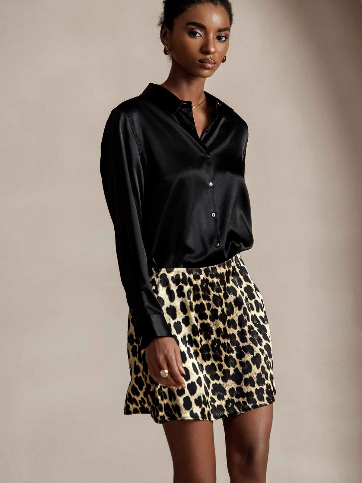 [Schwarz] SilkSilky-DE Seide Langärmelig Umlegekragen Damenhemd 005