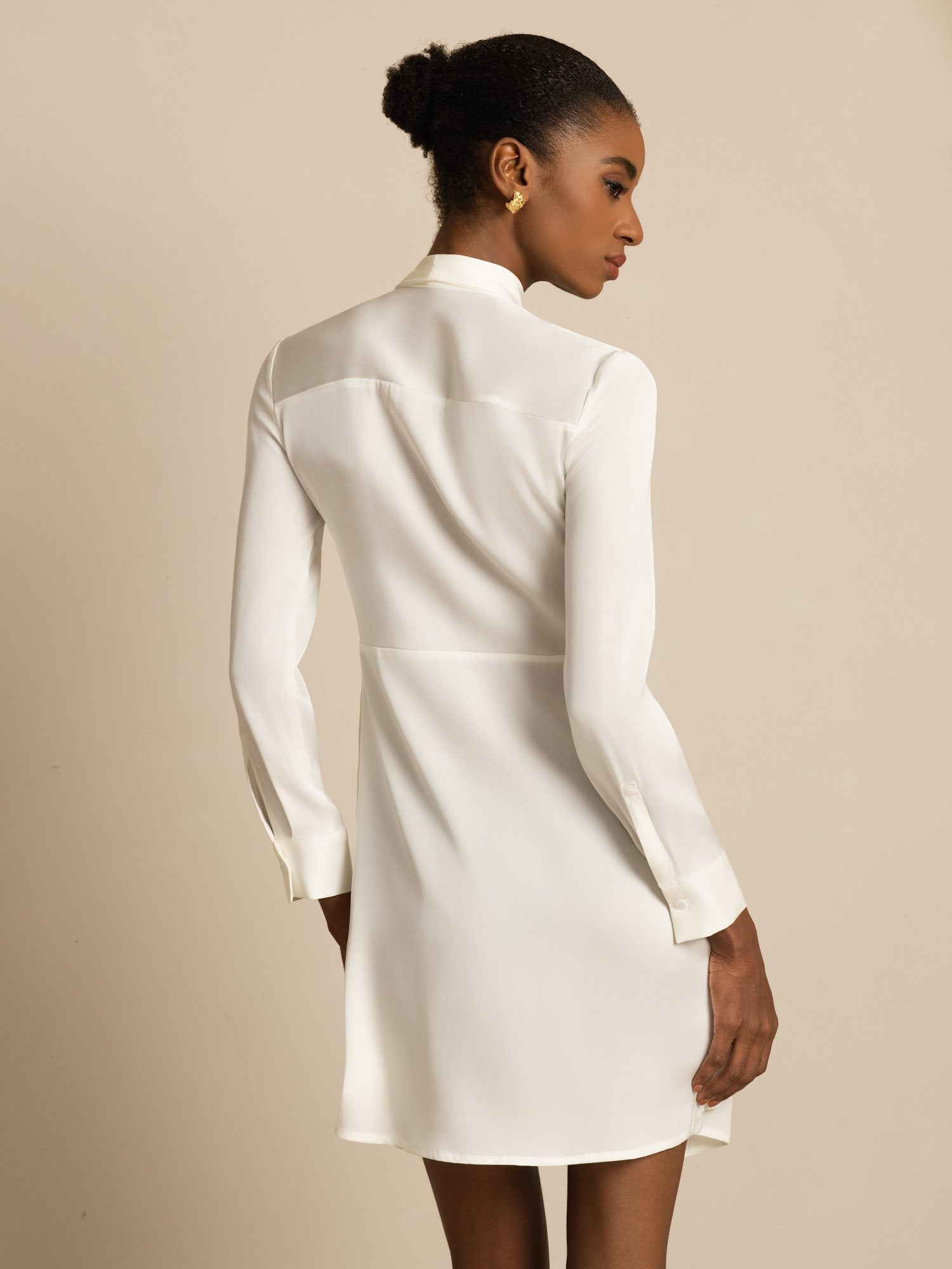 [Weiß] SilkSilky-DE 19Momme Seide Langärmelig Schluppenkragen Kleider 002