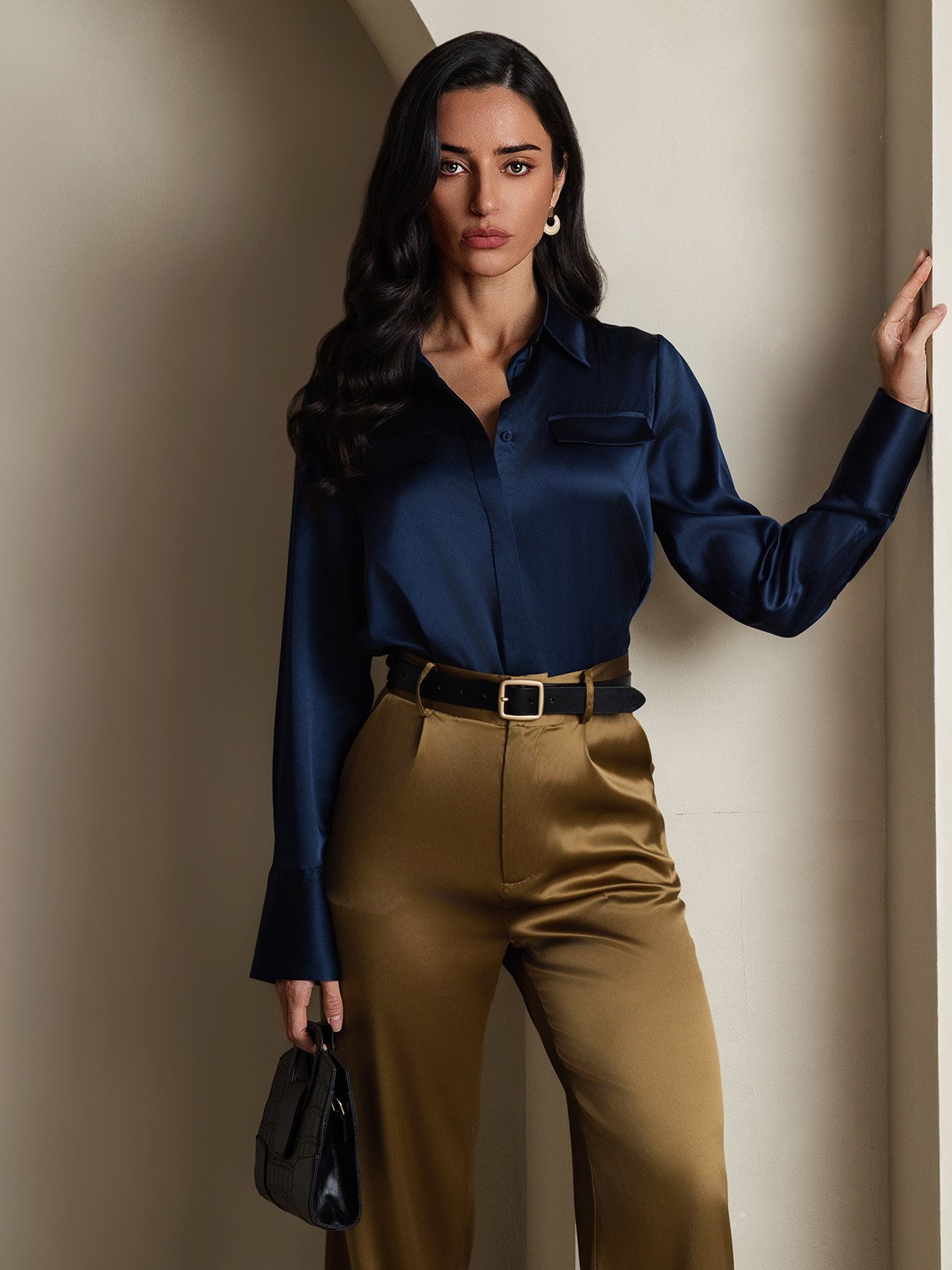 SilkSilky-DE 19Momme Seide Langärmelig Umlegekragen Damenhemd Dunkelblau 006