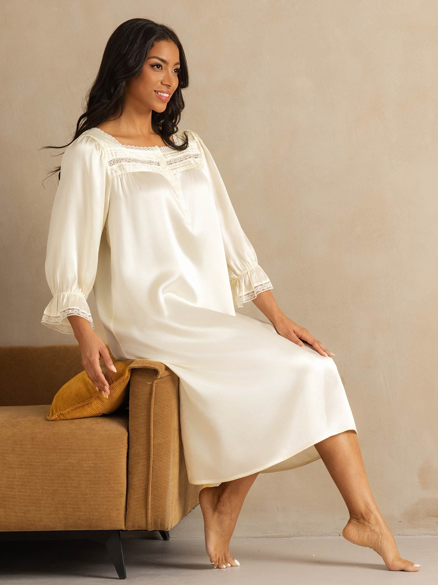 [Weiß] SilkSilky-DE Reine Seide Nightgown 008