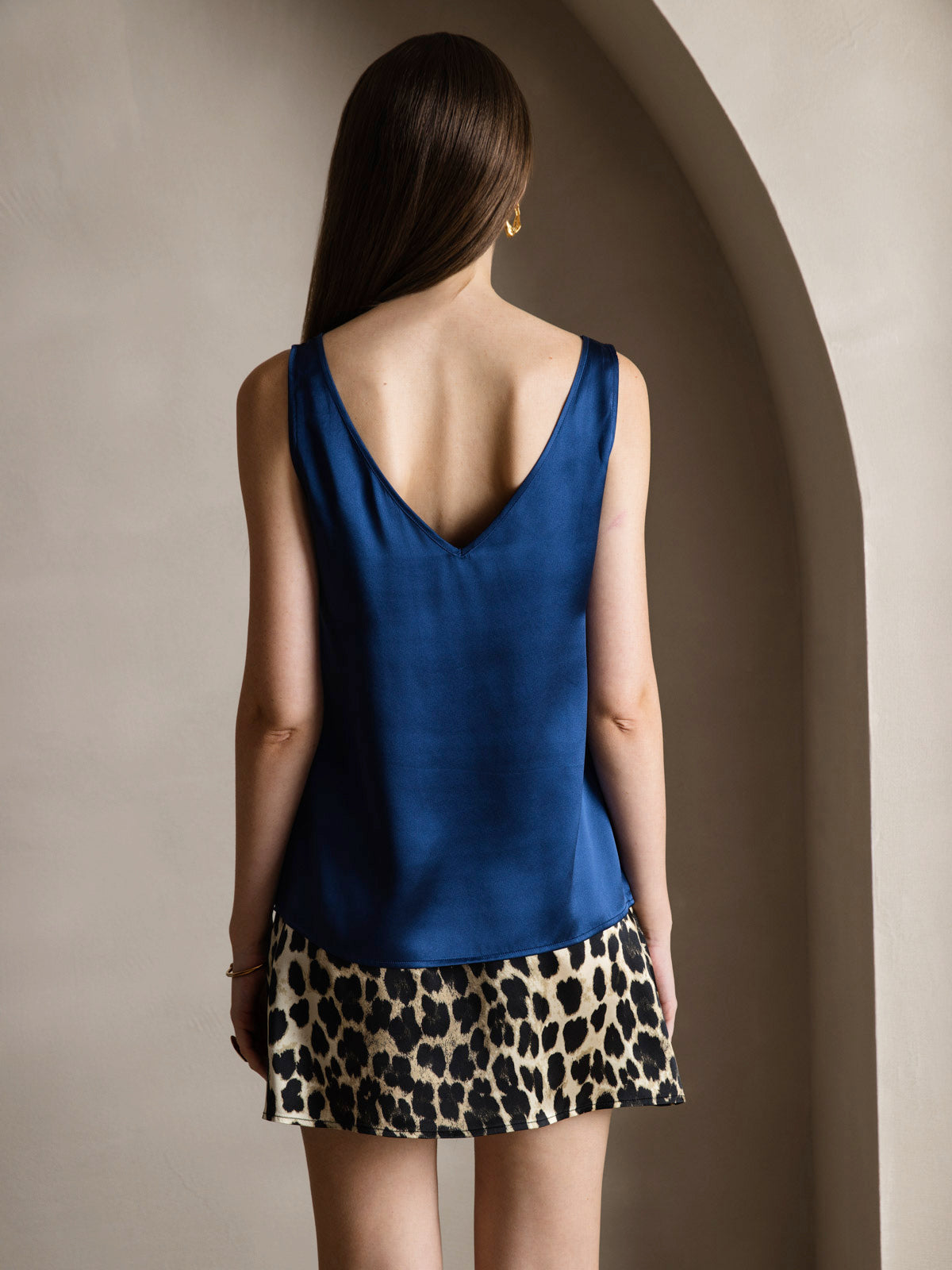 [Dunkelblau] SilkSilky-DE 19Momme Seide V Ausschnitt Cami Top 002