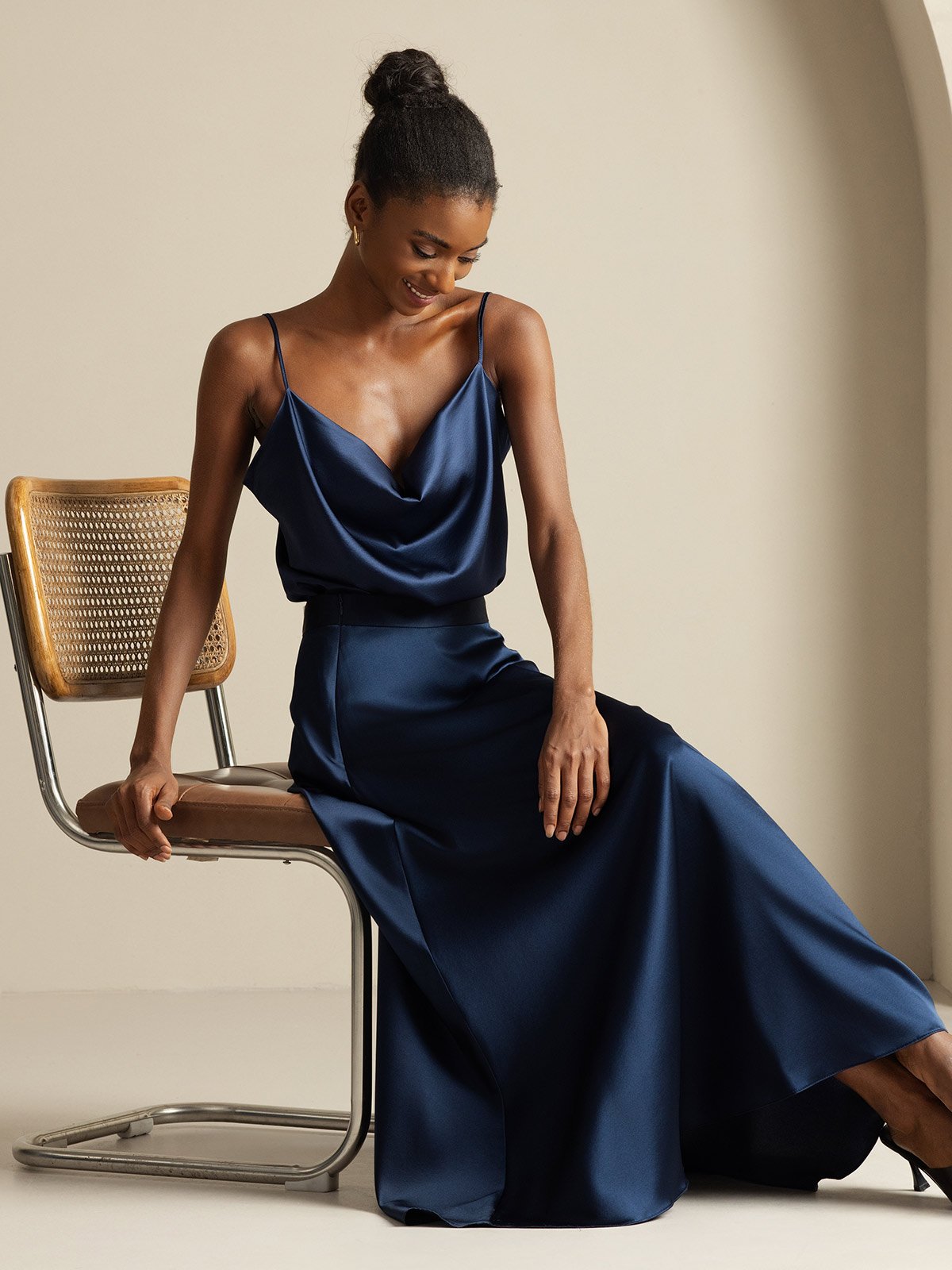 [Dunkelblau] SilkSilky-DE 19Momme Spaghettiträger Wasserfallausschnitt Women''s Outfit Sets 008