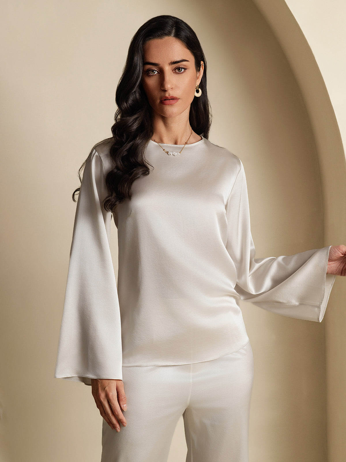 [Hellgrau] SilkSilky-DE 19Momme Langärmelig U-Boot-Ausschnitt Bluse 001