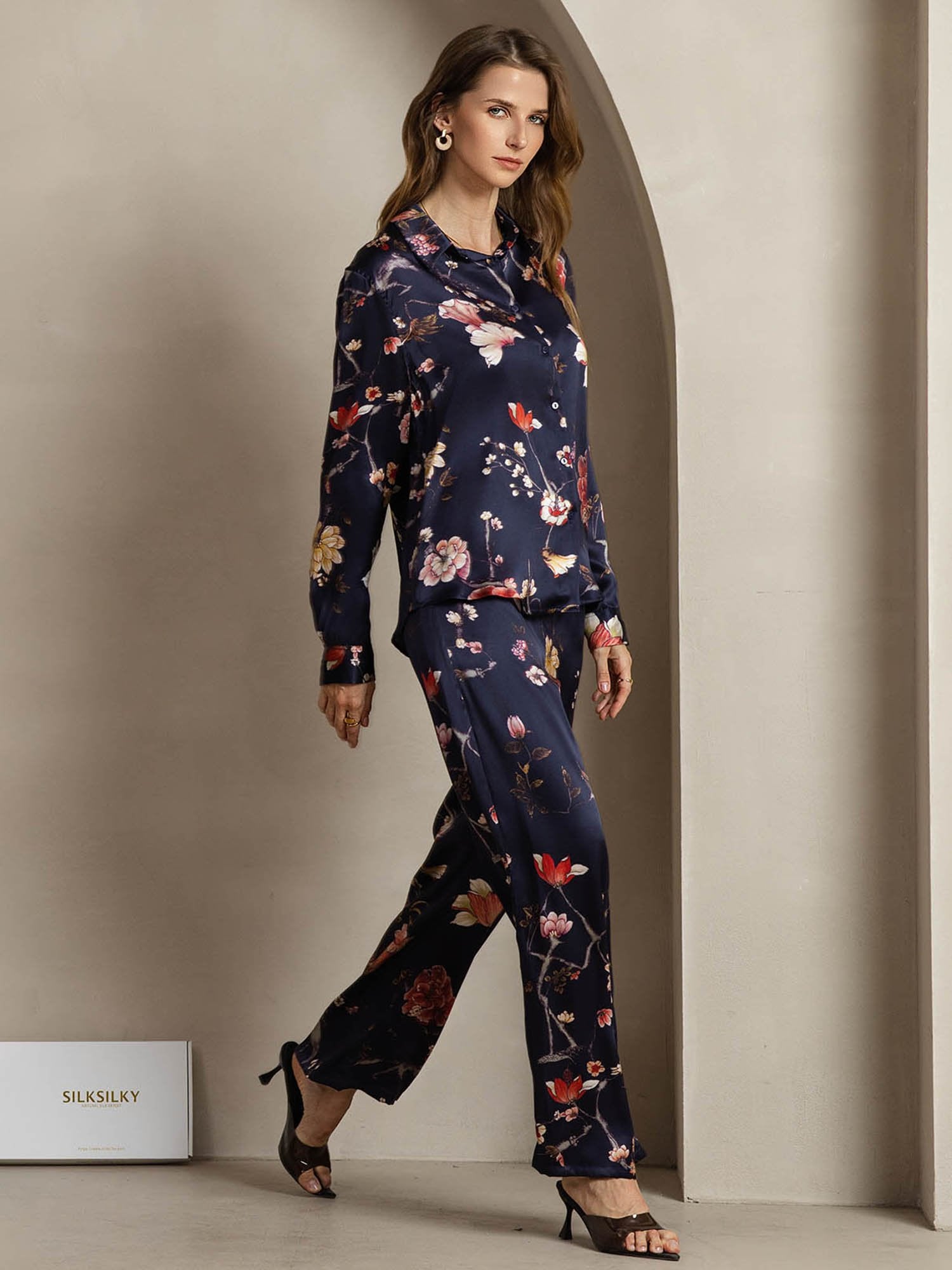 [Marine Blumen] SilkSilky-DE 19Momme Seide Umlegekragen Women''s Outfit Sets 005