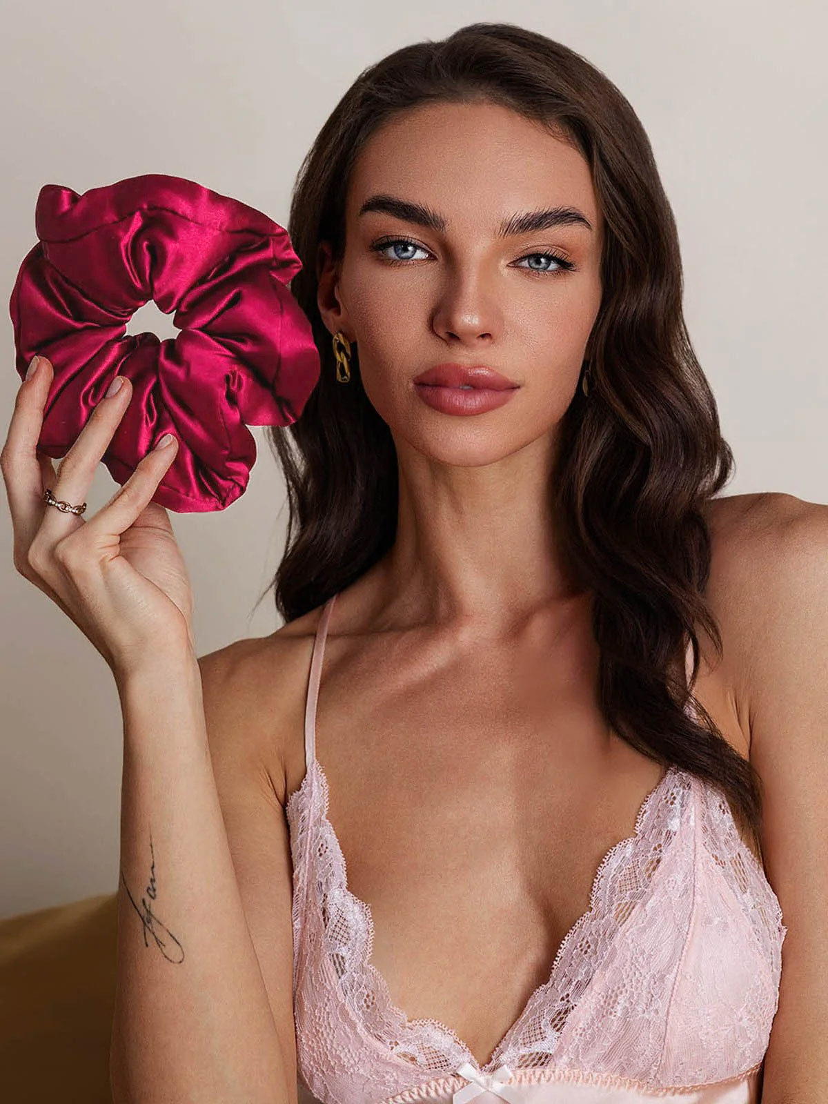 [Rotwein] SilkSilky-DE Reine Seide Scrunchie 003