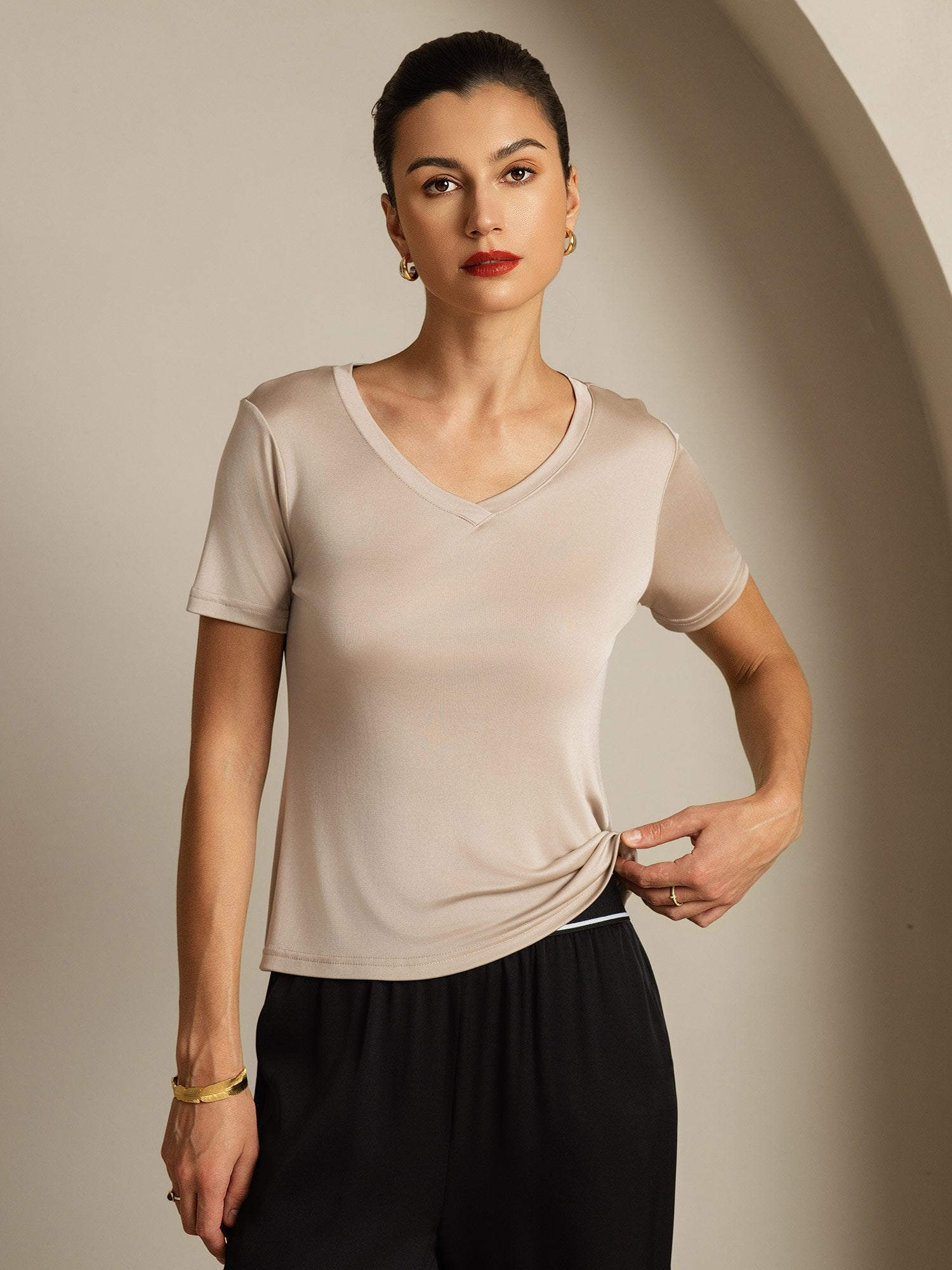 [Hellkhaki] SilkSilky-DE Reine Seide V Ausschnitt T-Shirt 003