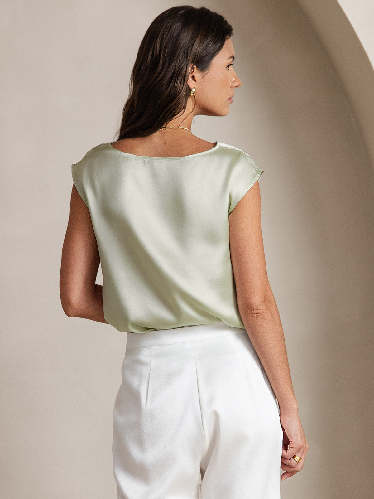 [Hellgrün] SilkSilky-DE 19Momme Seide Ärmellos Wasserfallausschnitt T-Shirt 002