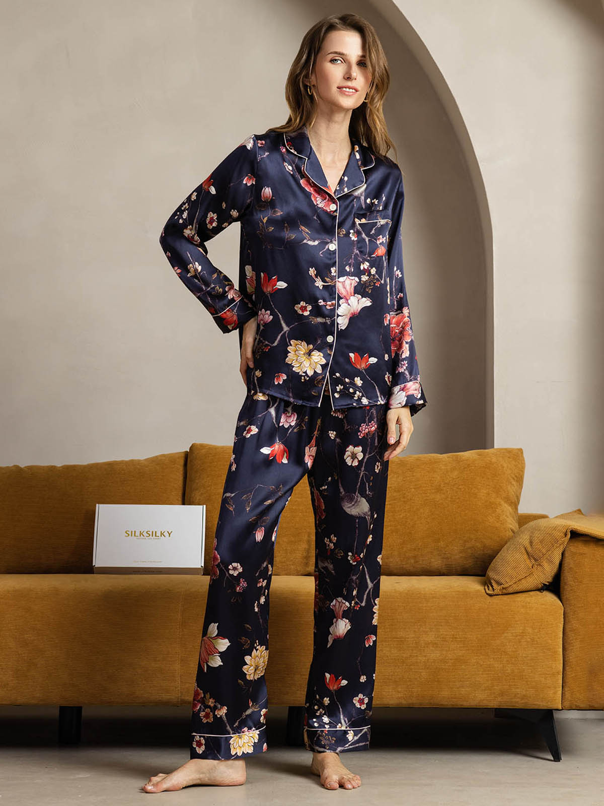 [Marine Blumen] SilkSilky-DE Reine Seide Womens Pajamas 001