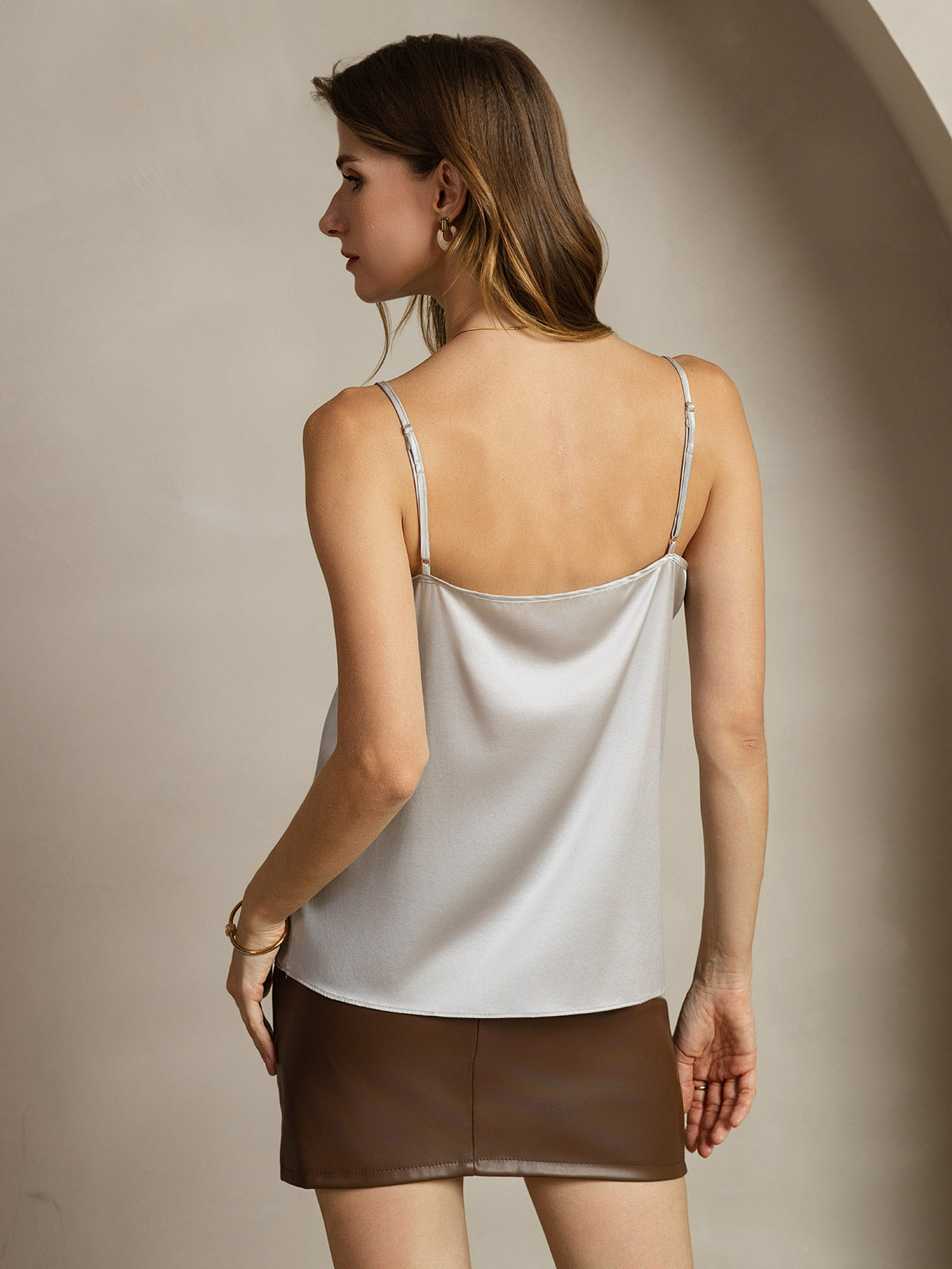 [Silber] SilkSilky-DE Spaghetti Strap Round Neck Cami Top 002