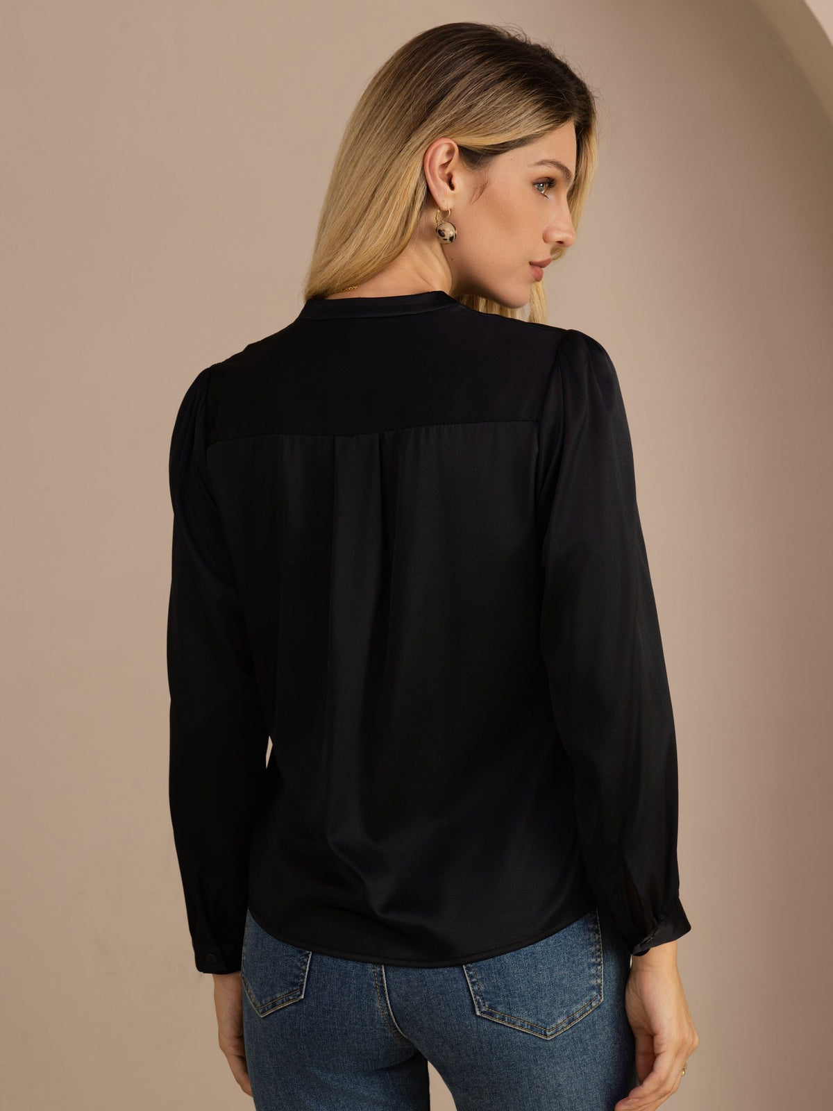 [Schwarz] SilkSilky-DE Long Sleeve Blouse 002