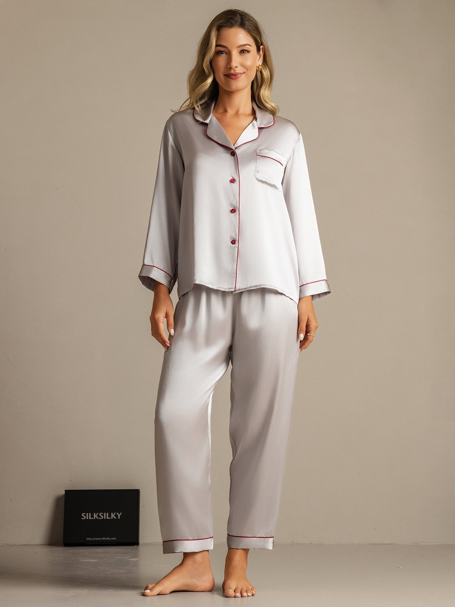 [Silber] SilkSilky-DE Long Sleeve Notch-Kragen Damen Pyjamas 001