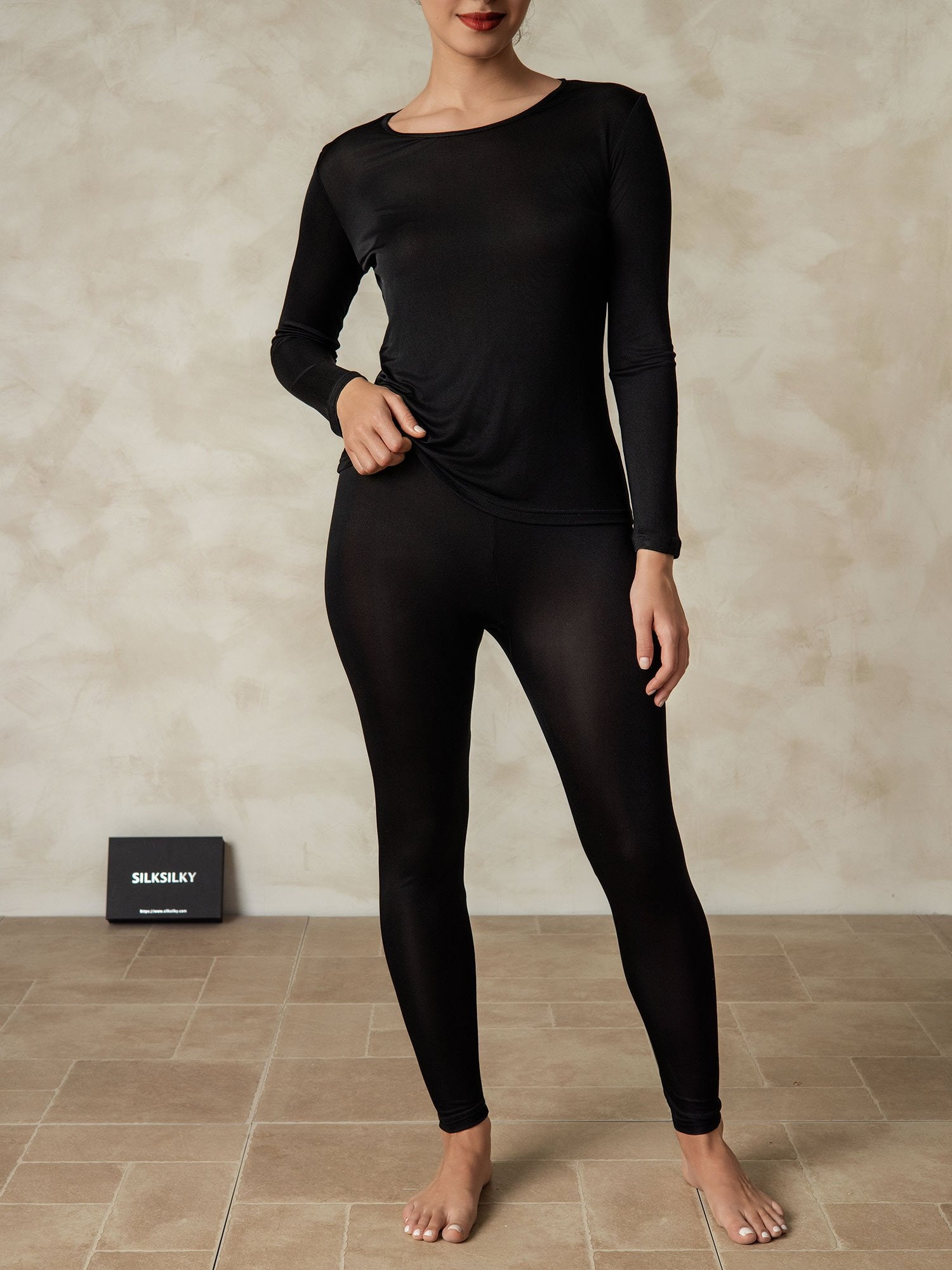 [Schwarz] SilkSilky-DE Seidenstrick Womens Pajamas 001