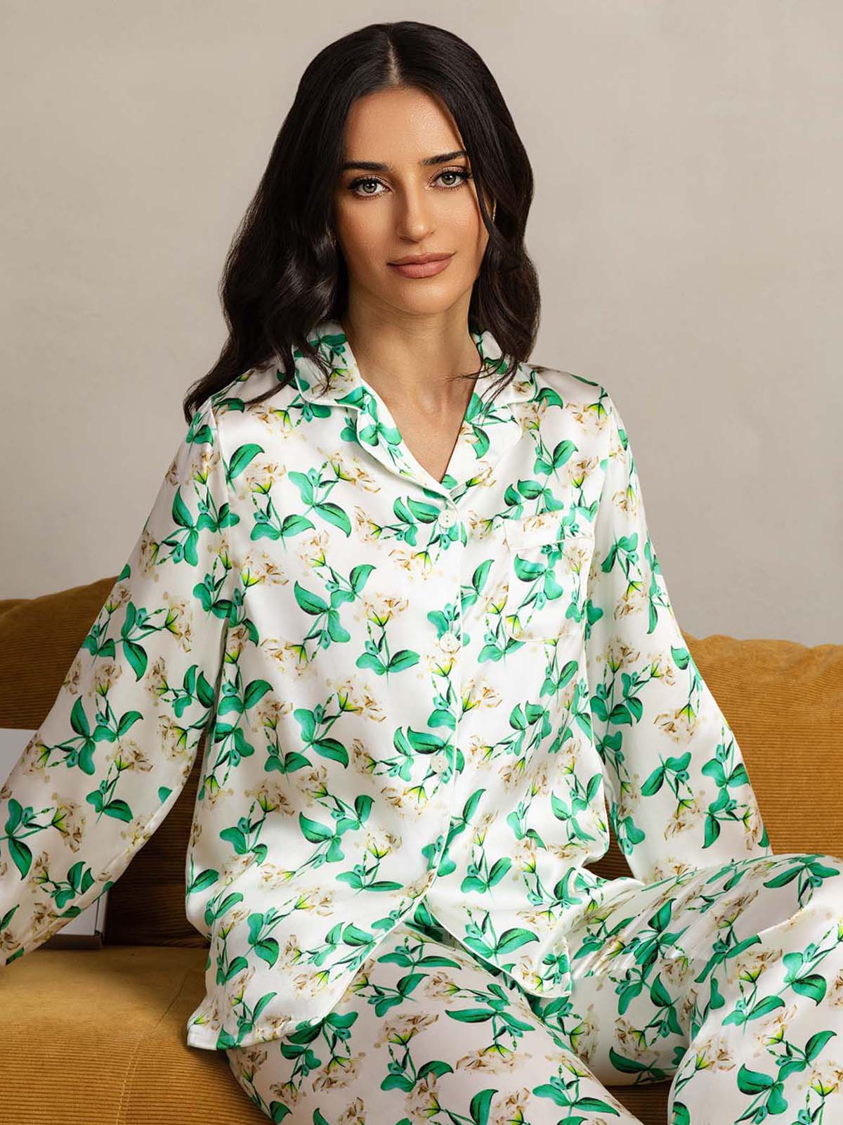 [Grün Blumen] SilkSilky-DE Reine Seide Womens Pajamas 005