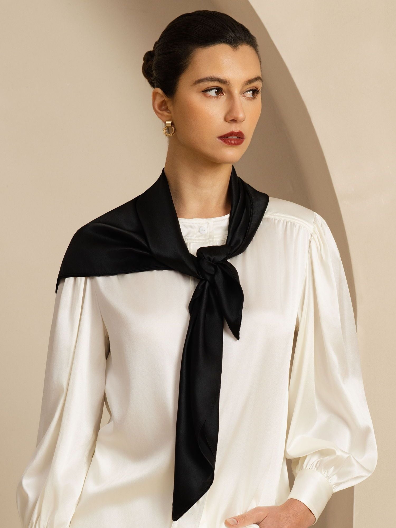 [Schwarz] SilkSilky-DE Pure Silk Scarf 001