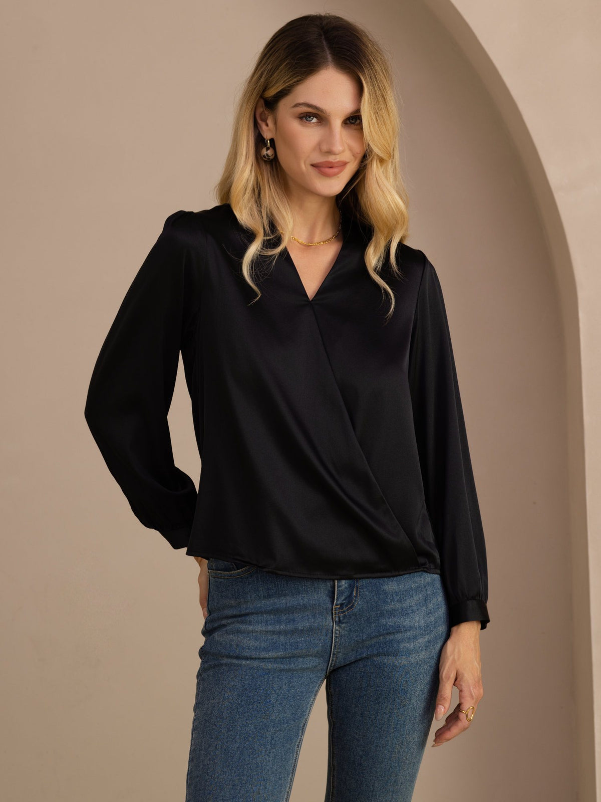 [Schwarz] SilkSilky-DE Long Sleeve Blouse 001