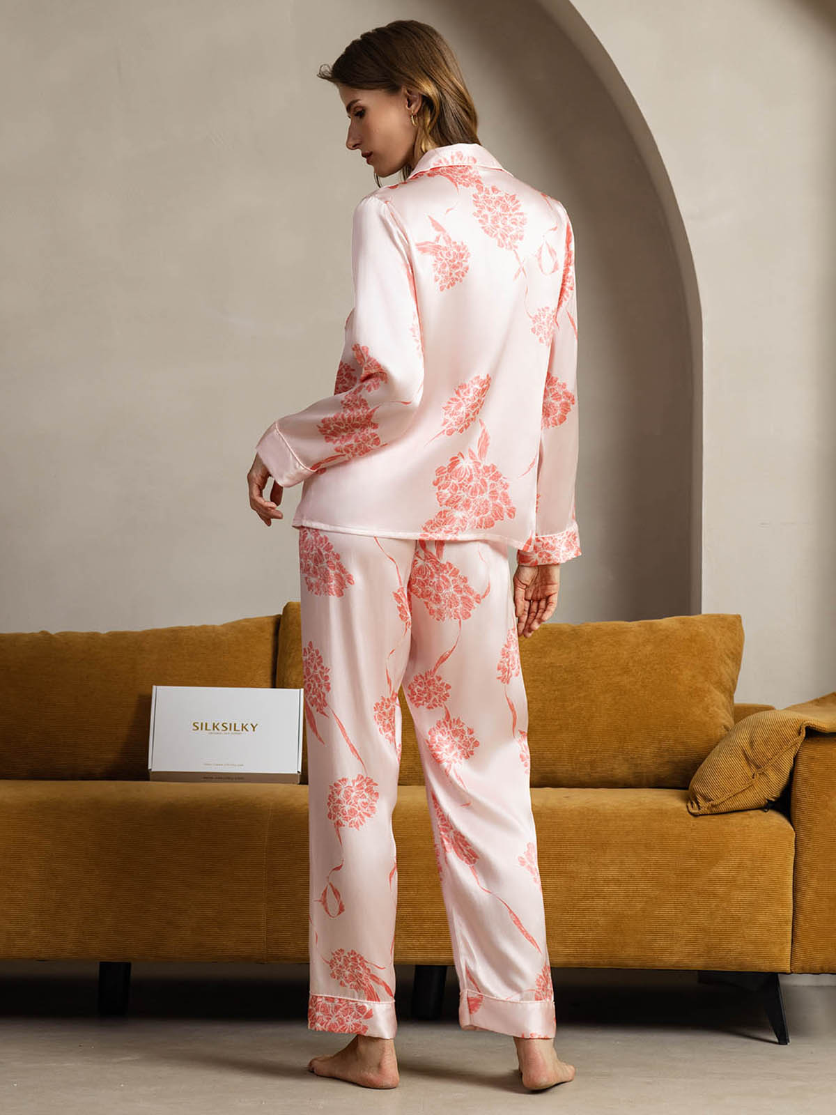 [Korallenblumen] SilkSilky-DE Reine Seide Womens Pajamas 002